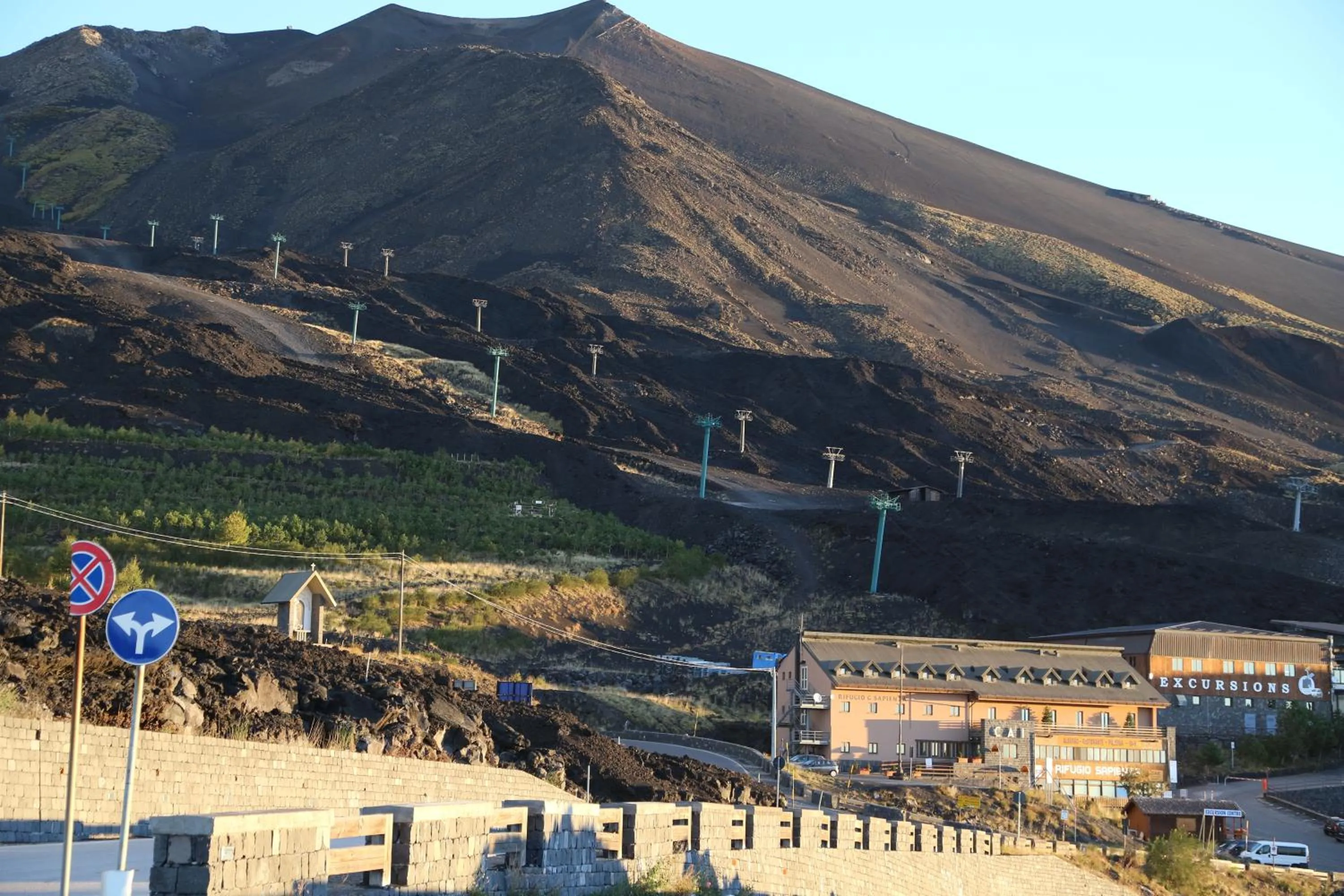Spring in Rifugio Sapienza
