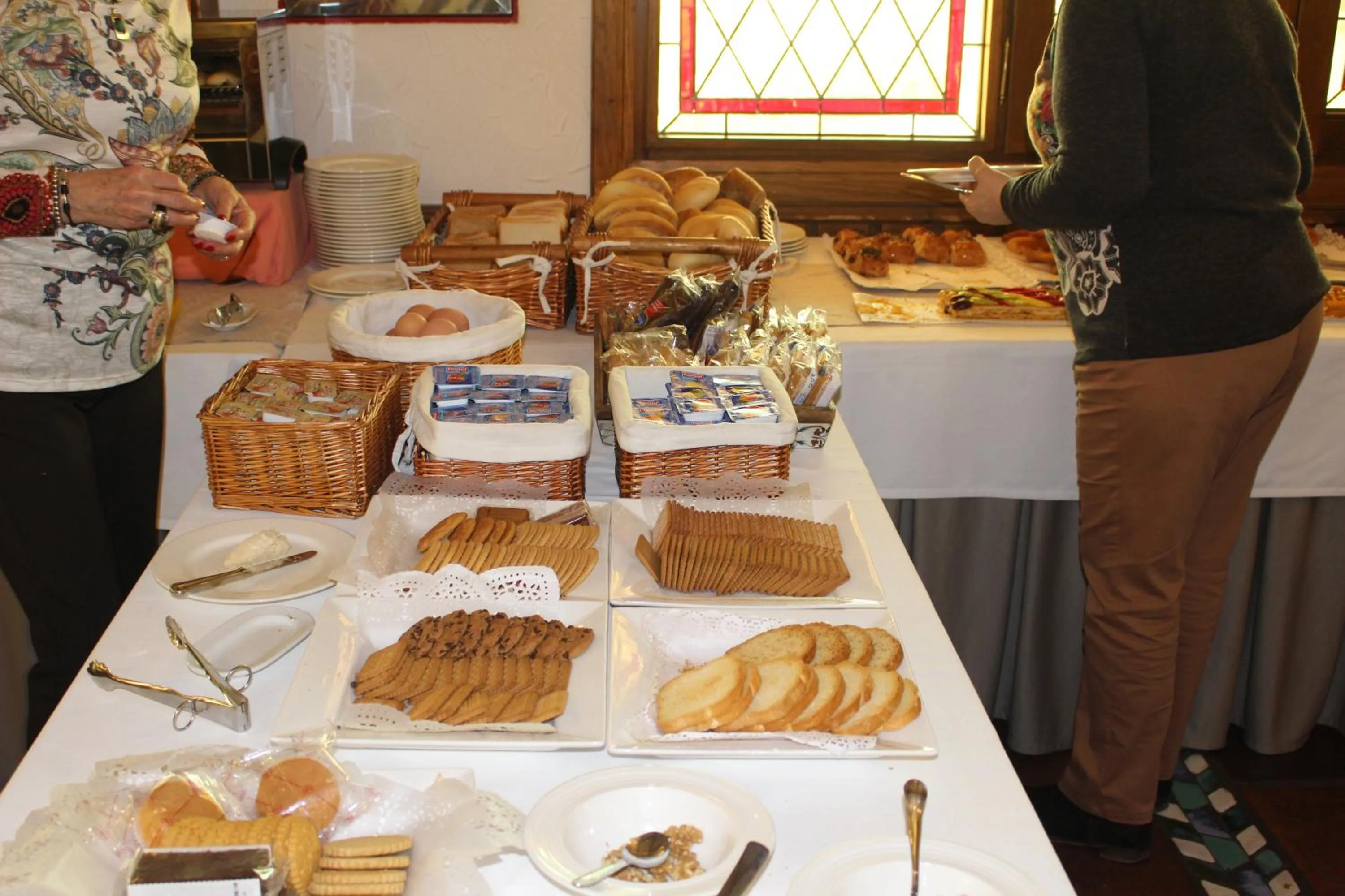 Buffet breakfast in Hotel Spa Tudanca Aranda