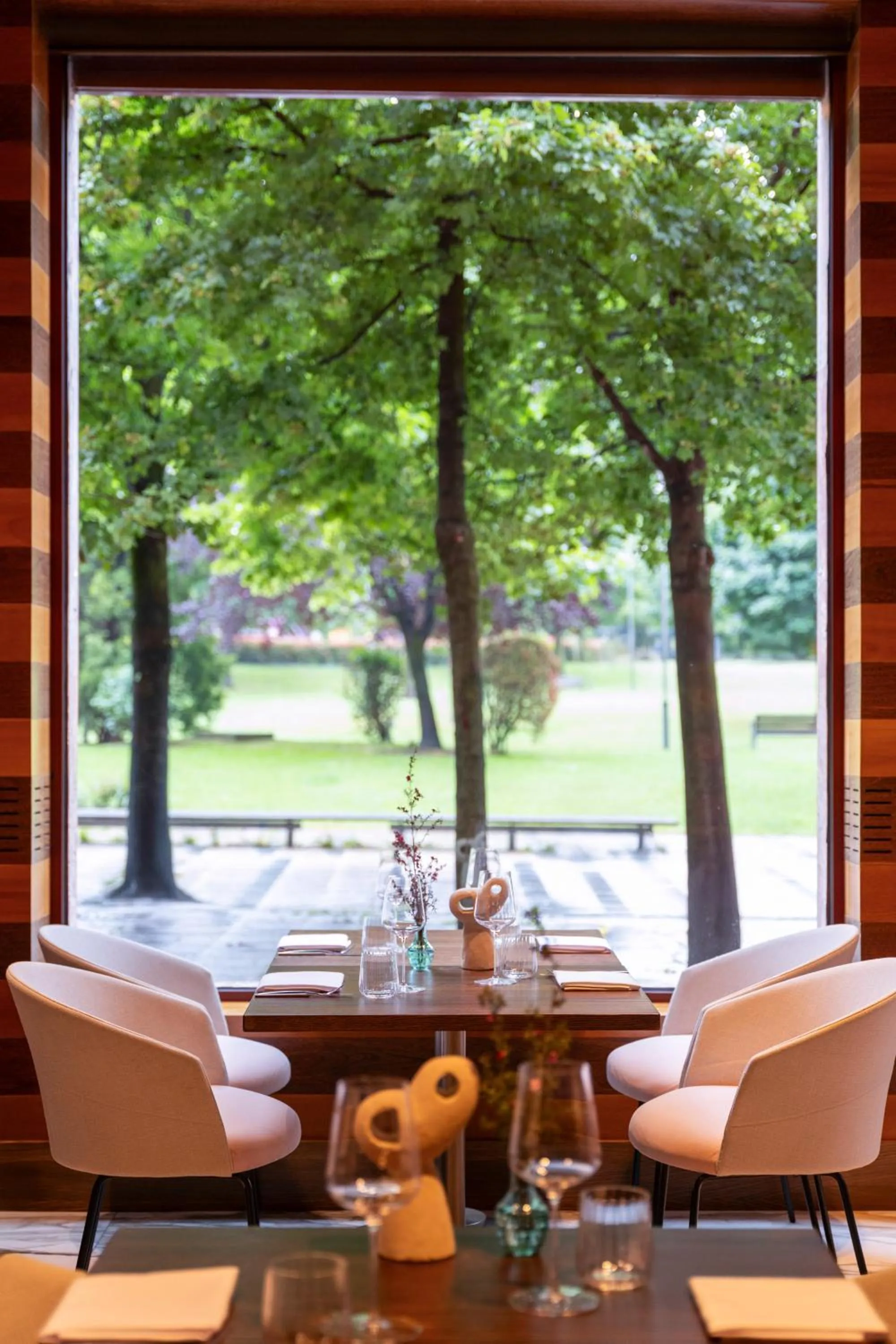 Restaurant/places to eat in Hotel Meliá Bilbao