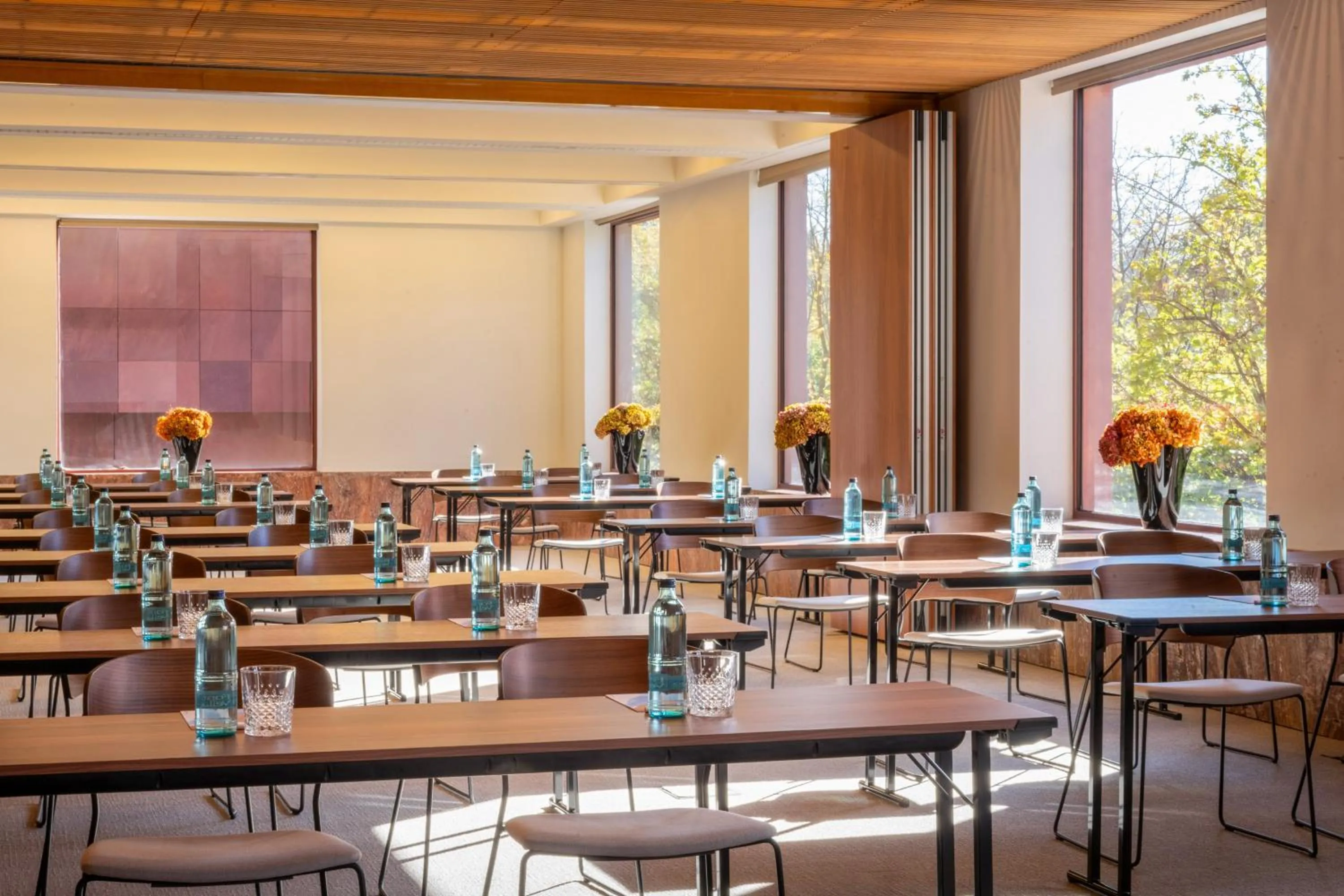 Seating area in Hotel Meliá Bilbao