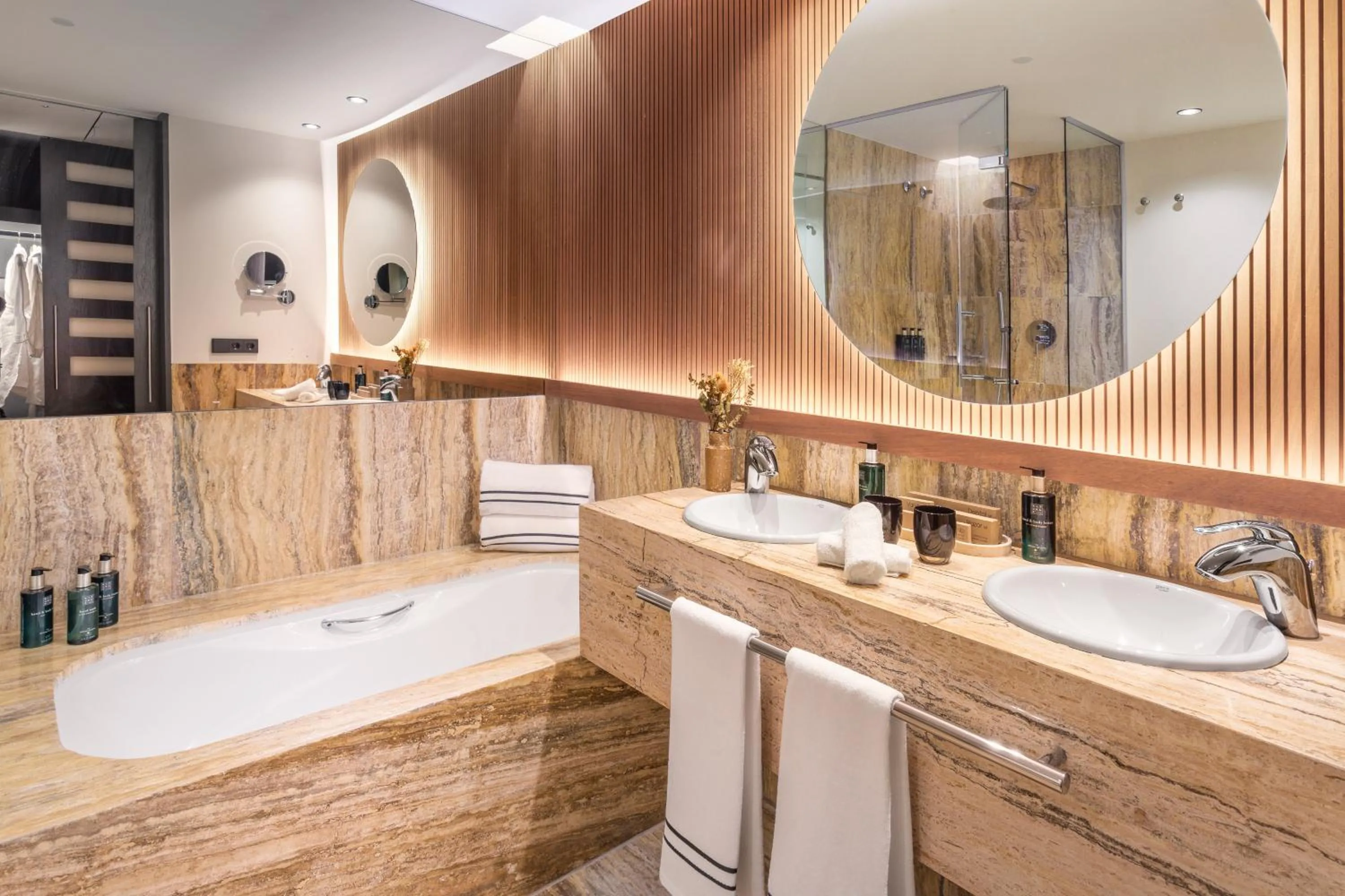 Bathroom in Hotel Meliá Bilbao