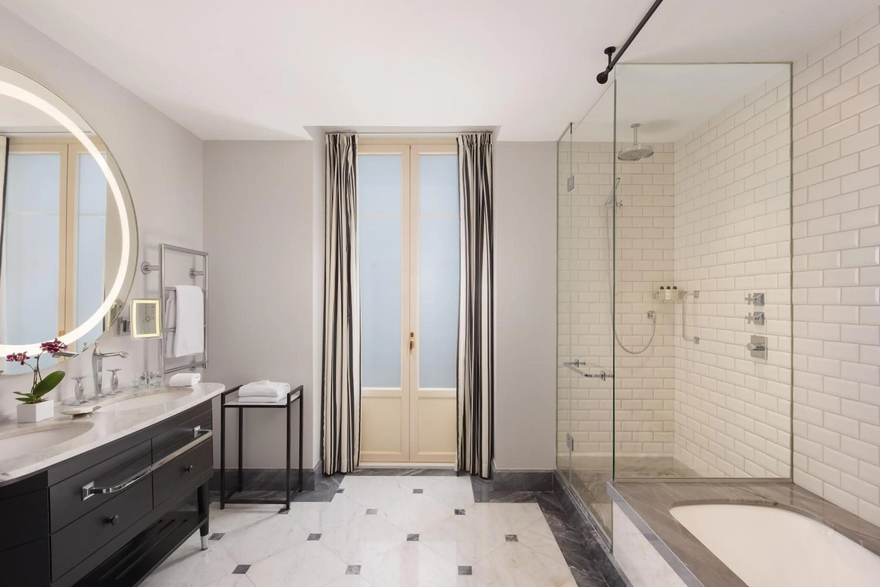 Bathroom in Hotel Maria Cristina, a Luxury Collection Hotel, San Sebastian