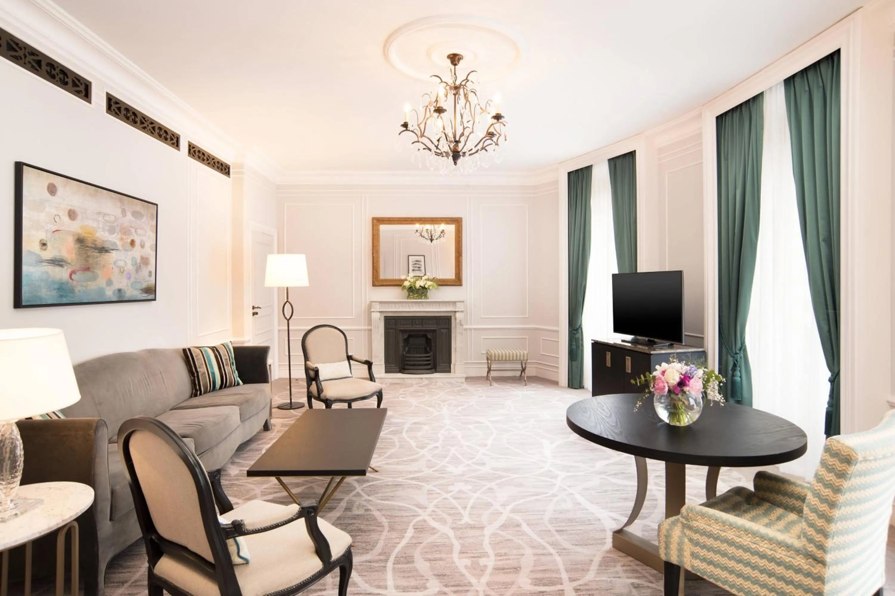 Living room in Hotel Maria Cristina, a Luxury Collection Hotel, San Sebastian