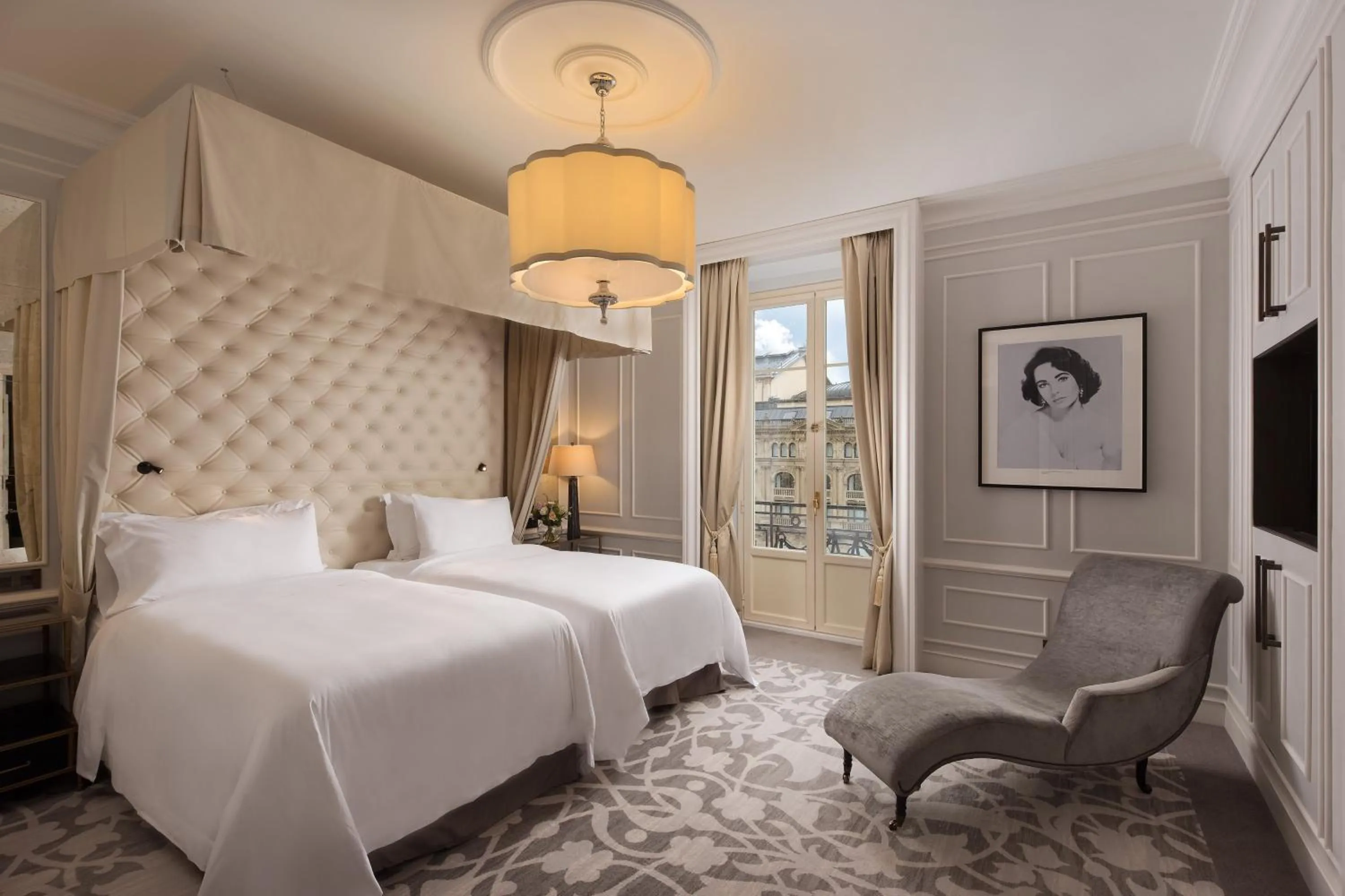 Photo of the whole room, Bed in Hotel Maria Cristina, a Luxury Collection Hotel, San Sebastian