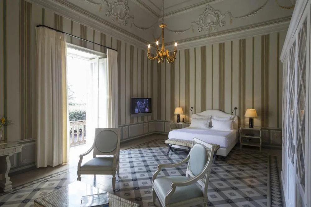 TV and multimedia, Bed in Palazzo Margherita