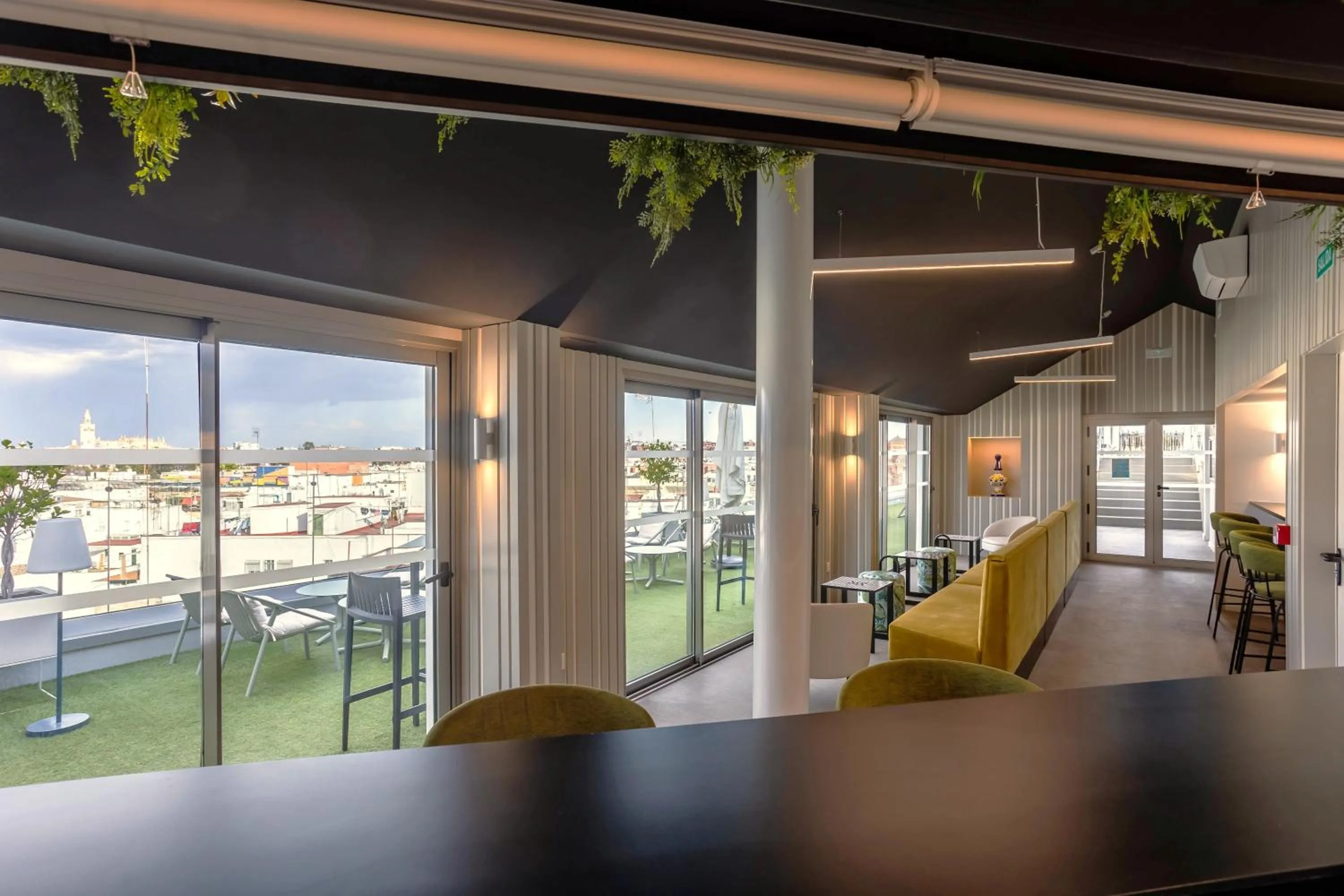 Lounge or bar in Monte Triana