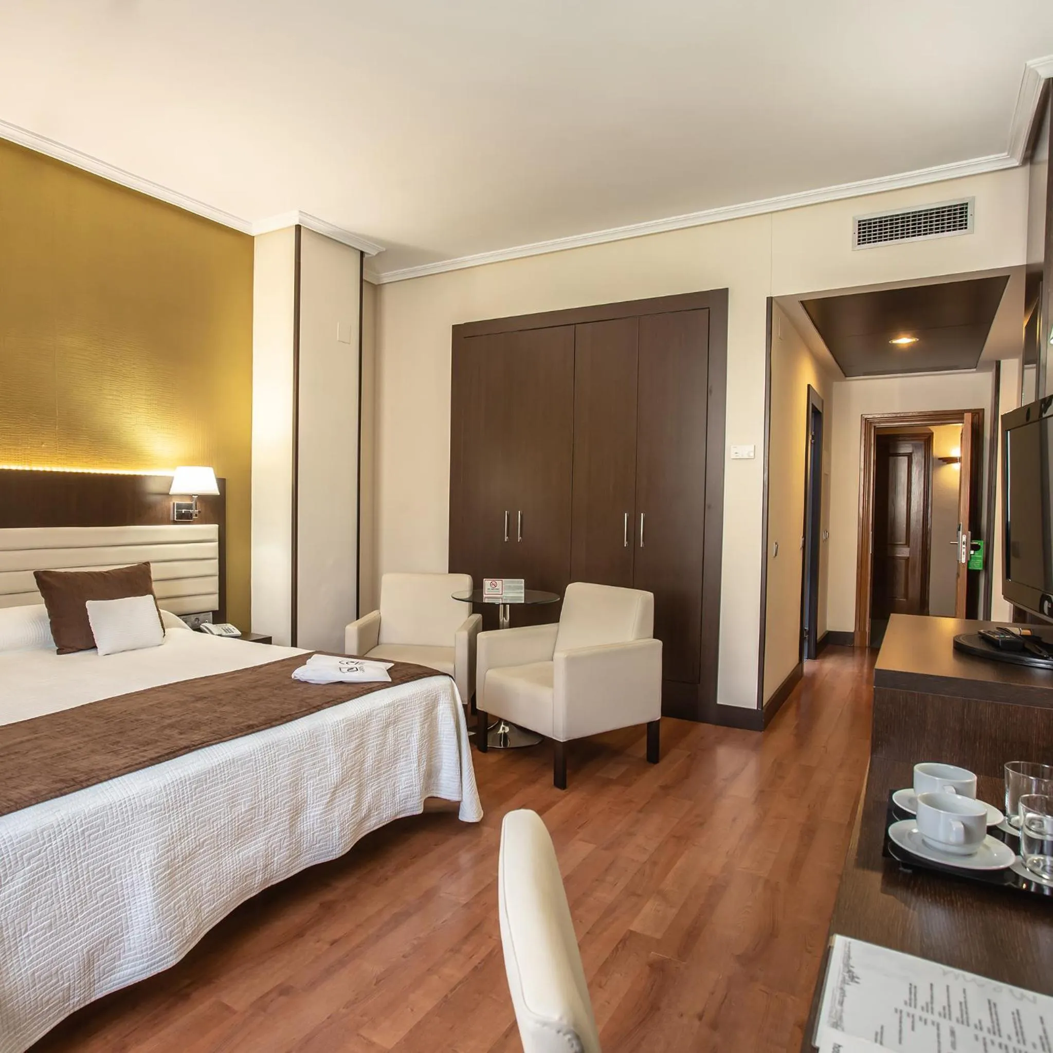 Bed in Hotel Monte Puertatierra