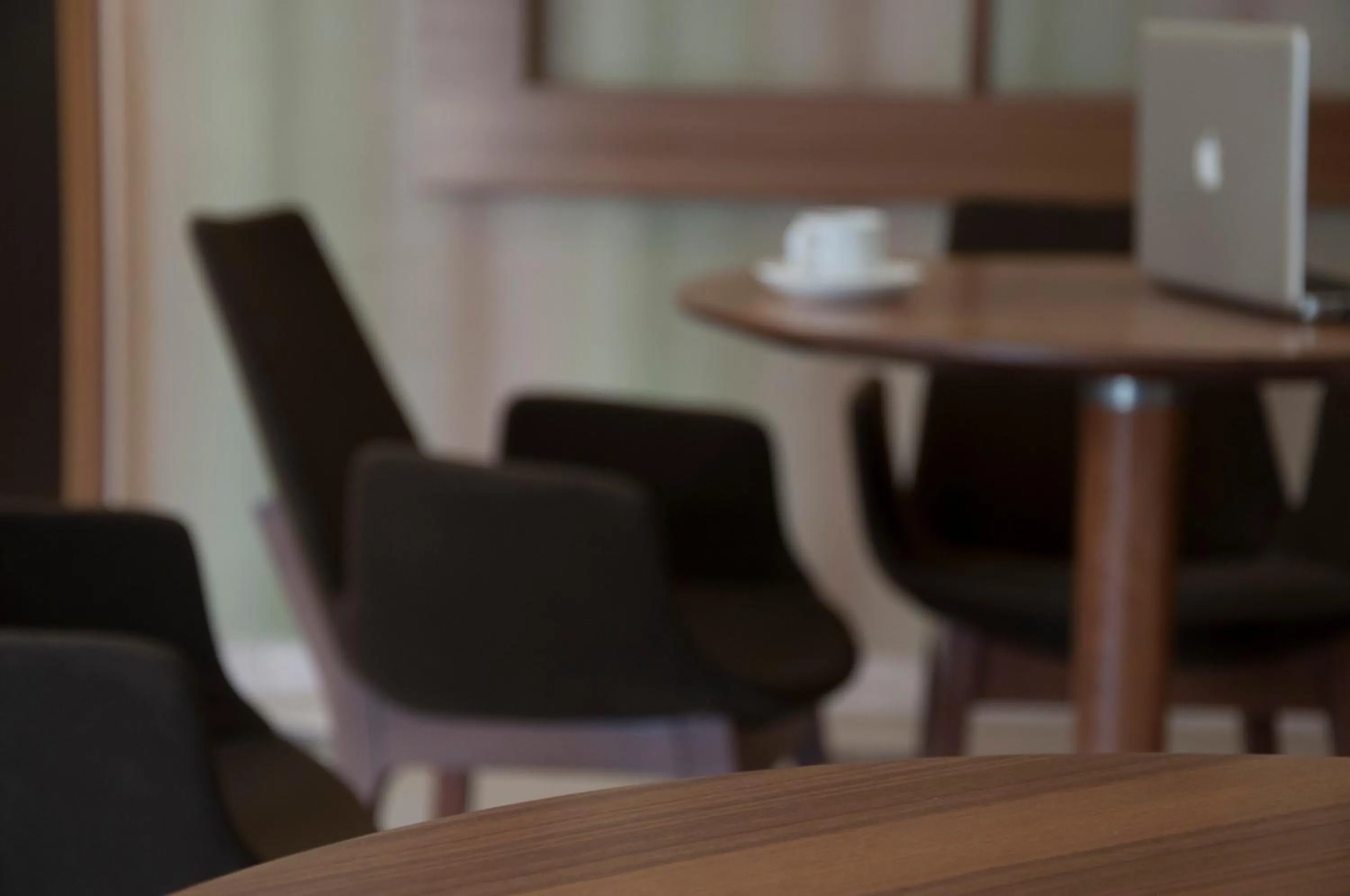 Communal lounge/ TV room in Otel Mutevelli