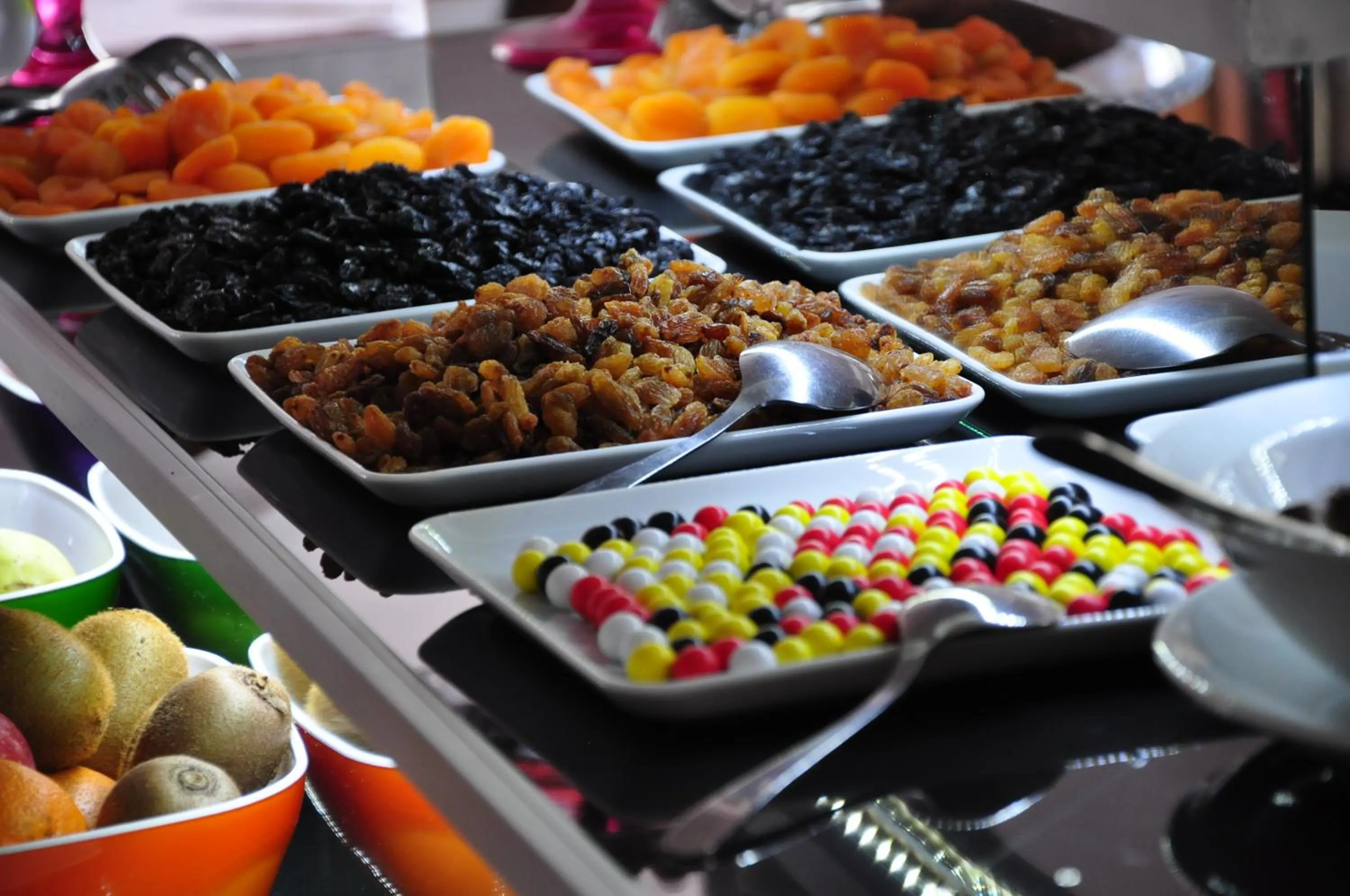 Buffet breakfast in Otel Mutevelli