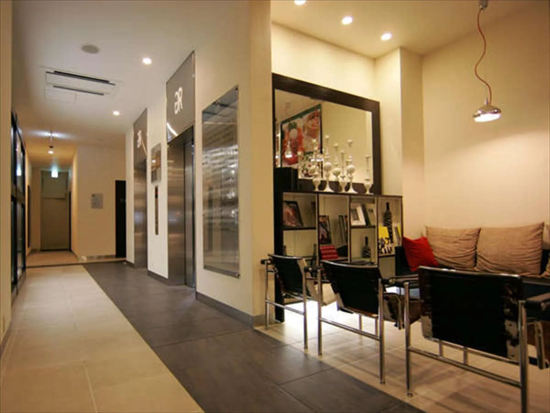 Lobby or reception in Green Rich Hotel Osaka Airport