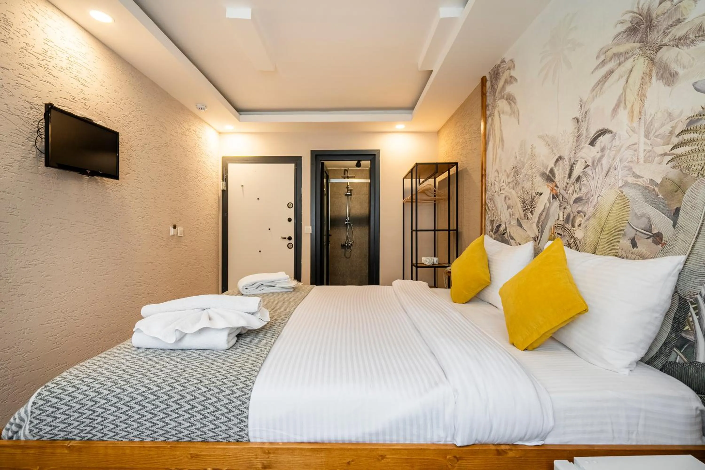 Photo of the whole room, Bed in Sayeban Gold Hotel