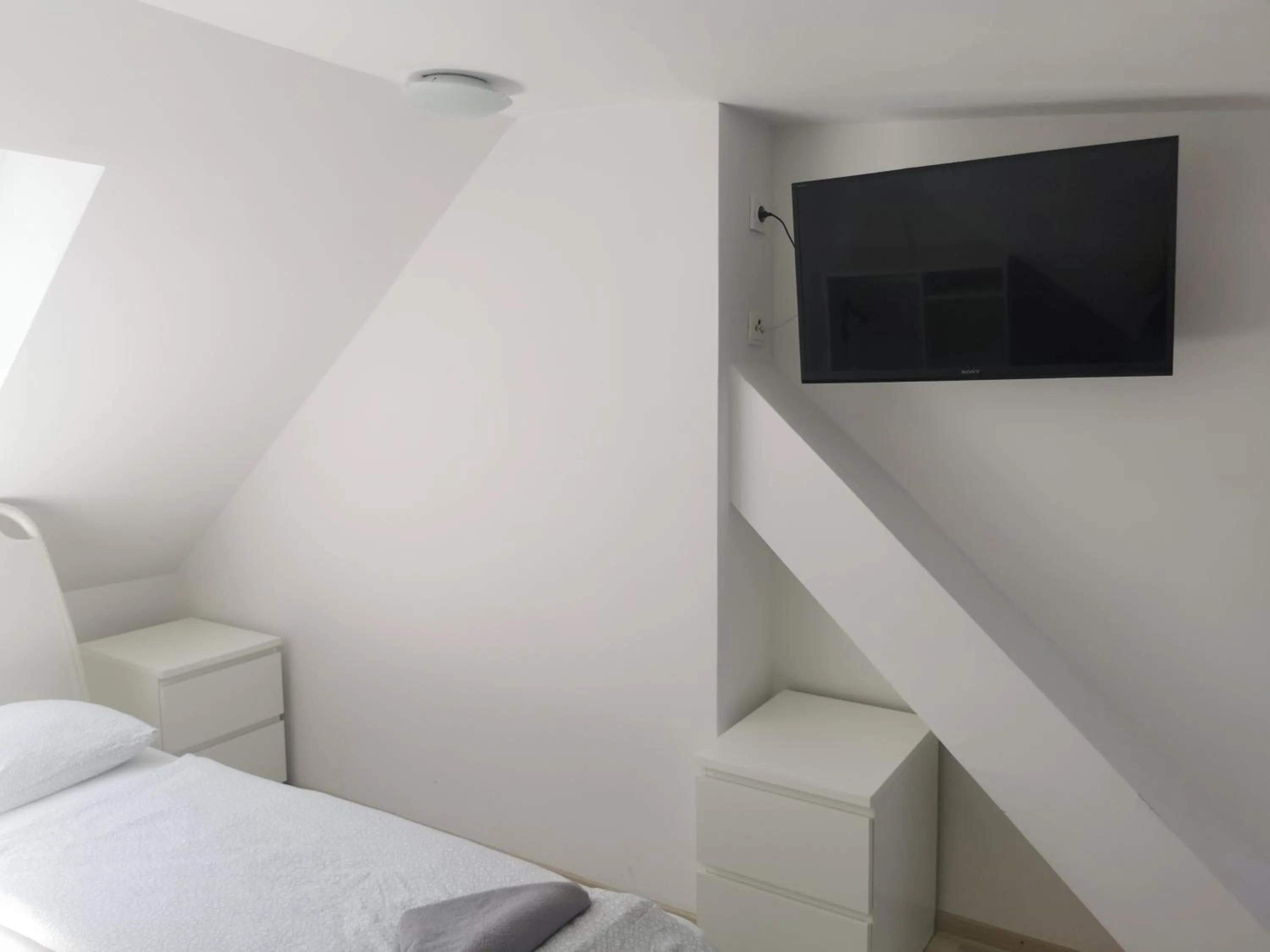 TV and multimedia, Bed in Rooms Ambrožič