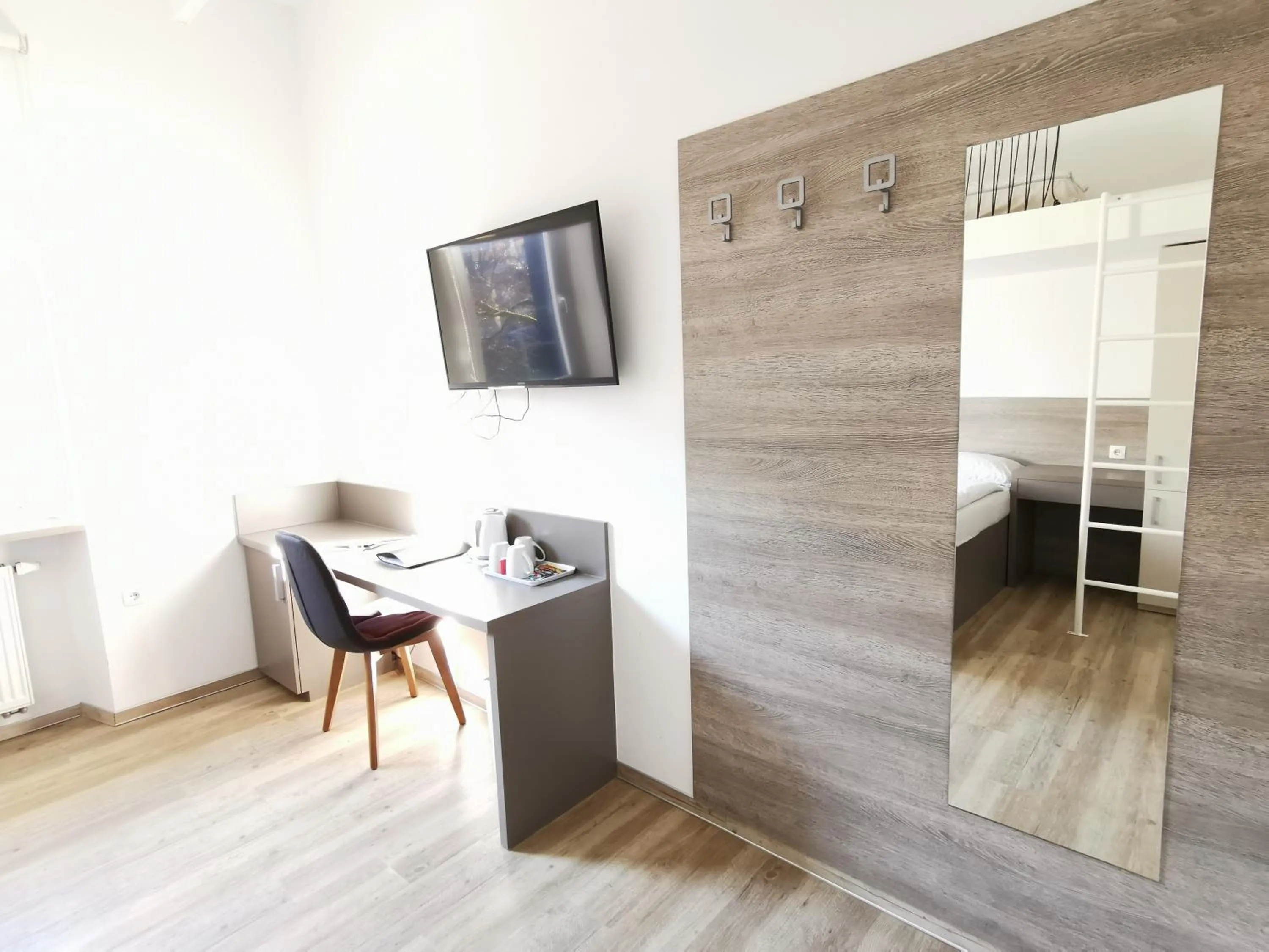 TV and multimedia, Bed in Rooms Ambrožič