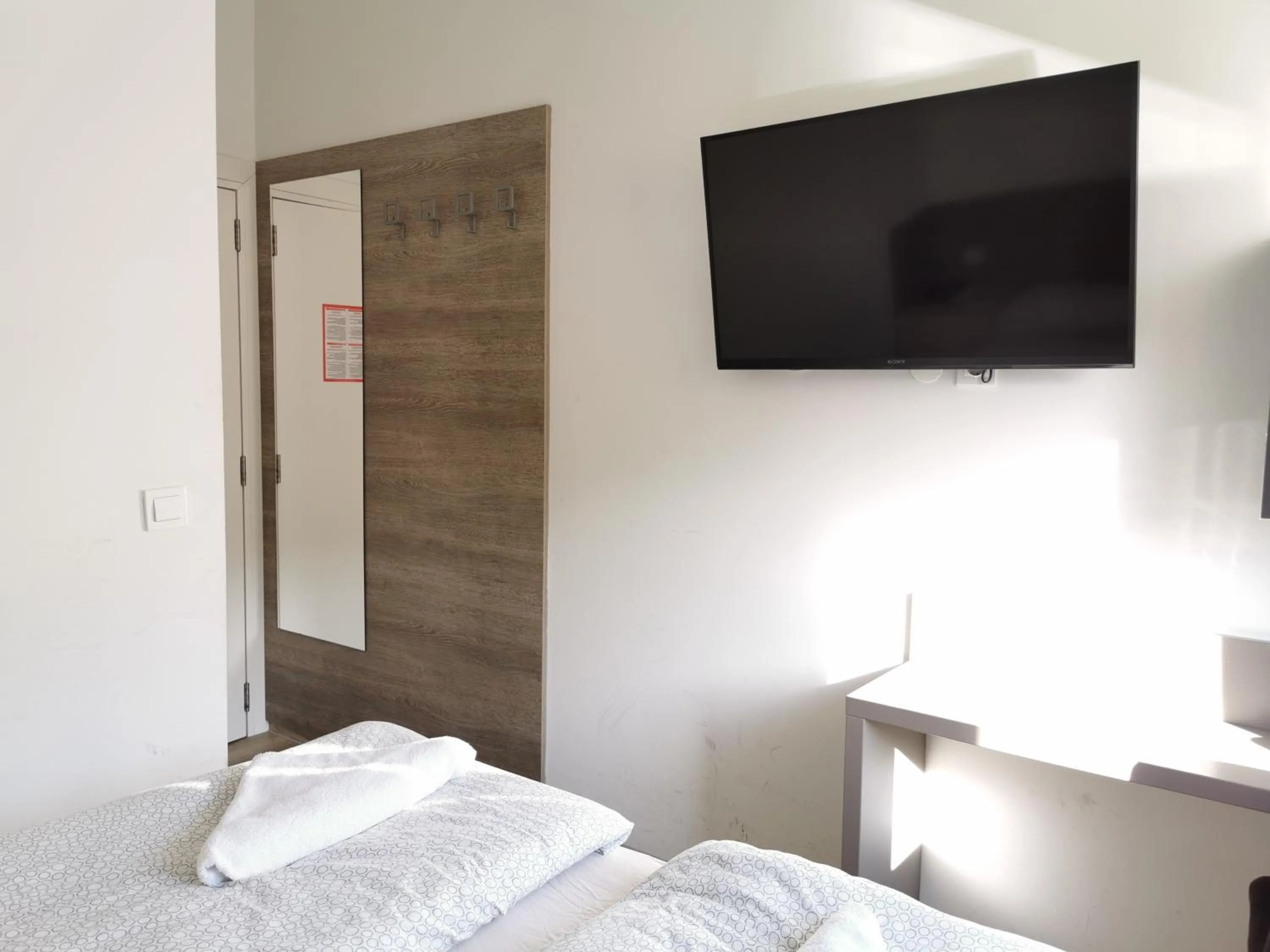 TV and multimedia, Bed in Rooms Ambrožič