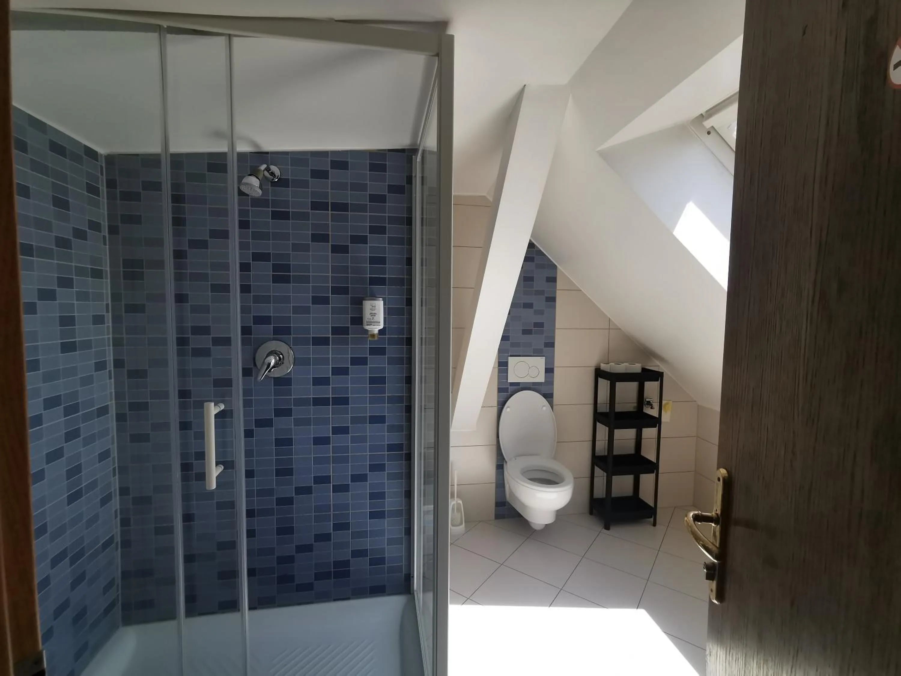 Bathroom in Rooms Ambrožič