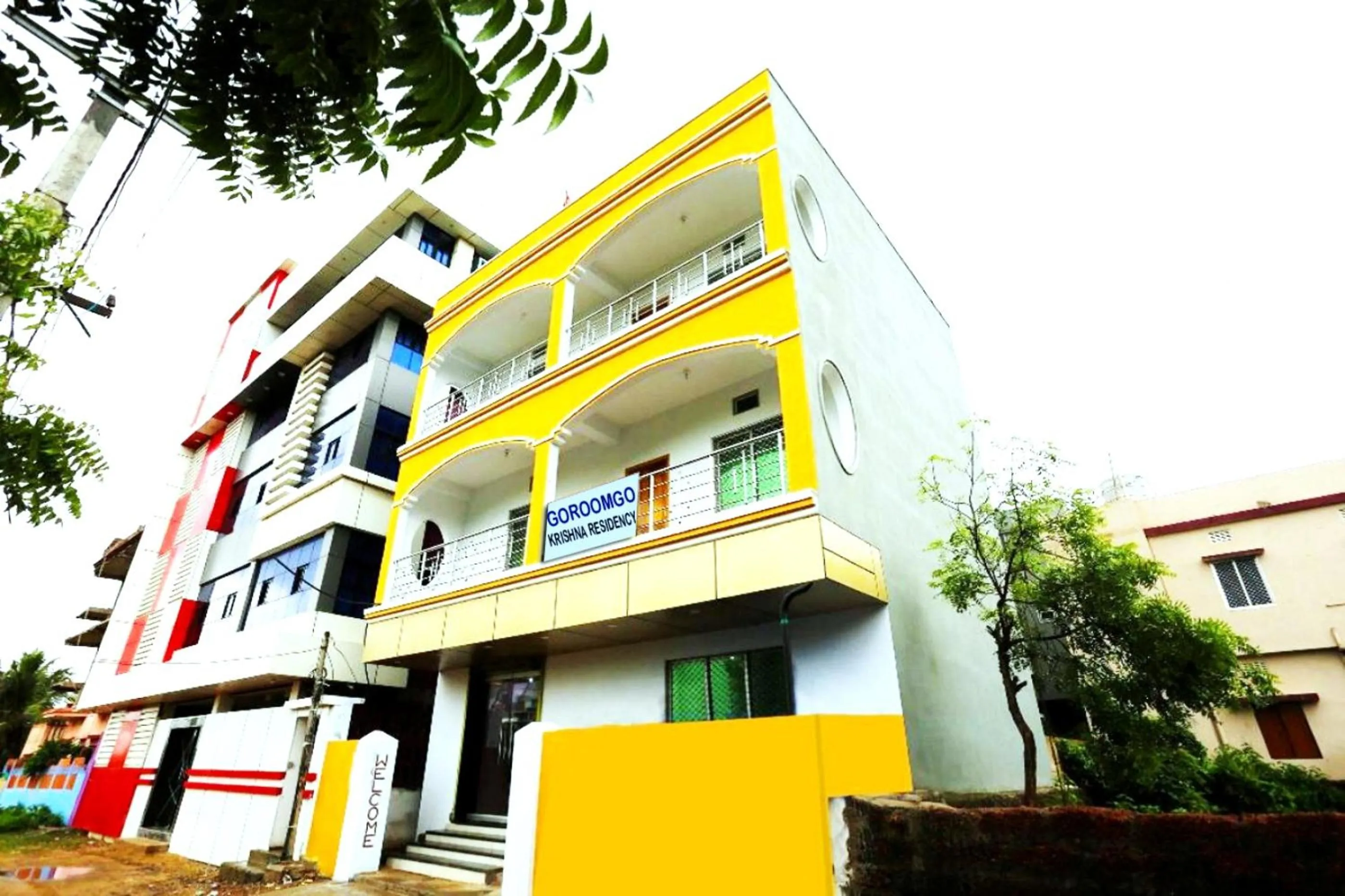 Property Building in Goroomgo Krishna Residency Puri Near Sea Beach - Spacious Room with Excellent Service Awarded - Best Seller