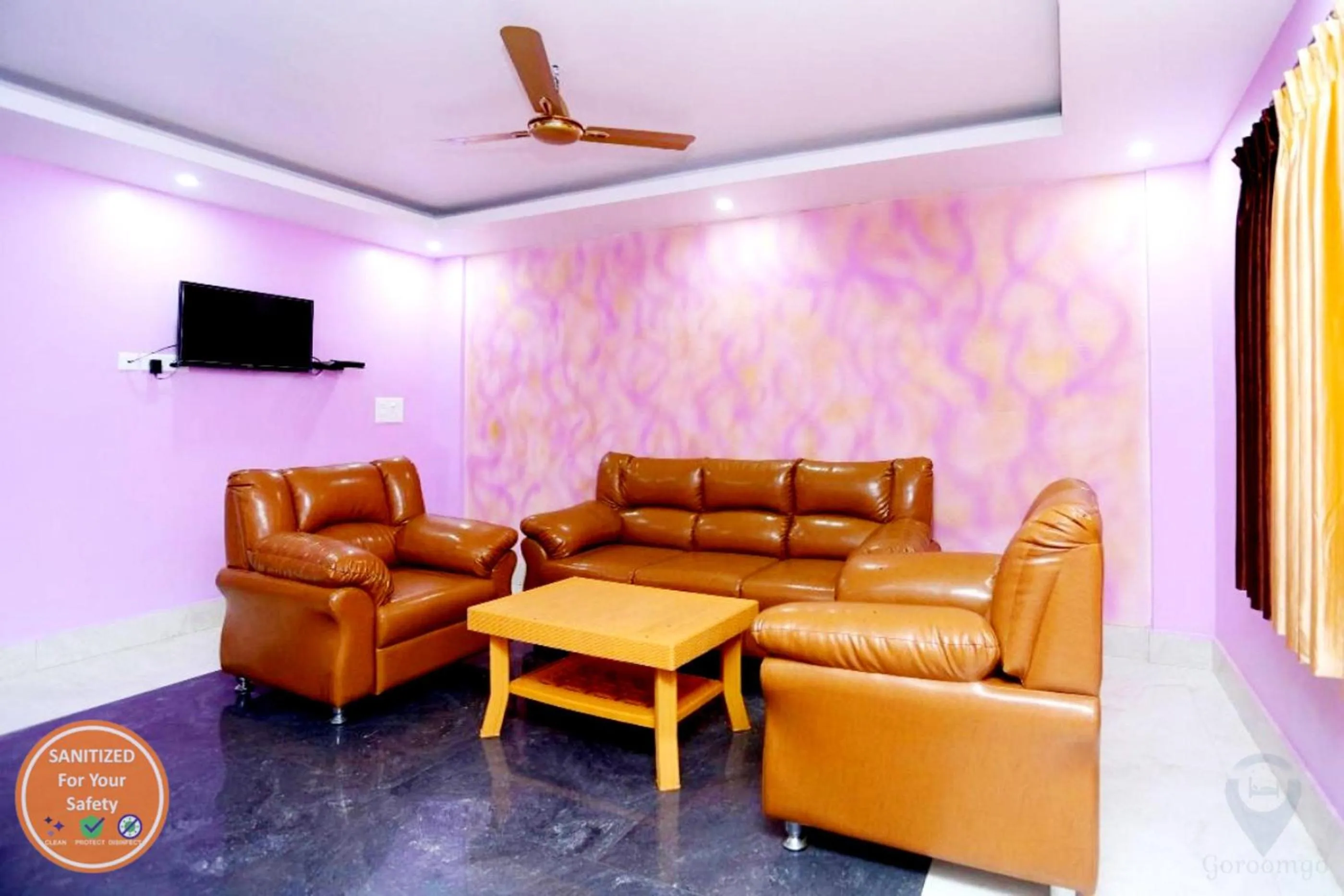Communal lounge/ TV room, Seating Area in Goroomgo Krishna Residency Puri Near Sea Beach - Spacious Room with Excellent Service Awarded - Best Seller