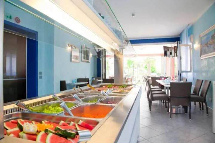 Restaurant/places to eat in Hotel Villa Maria