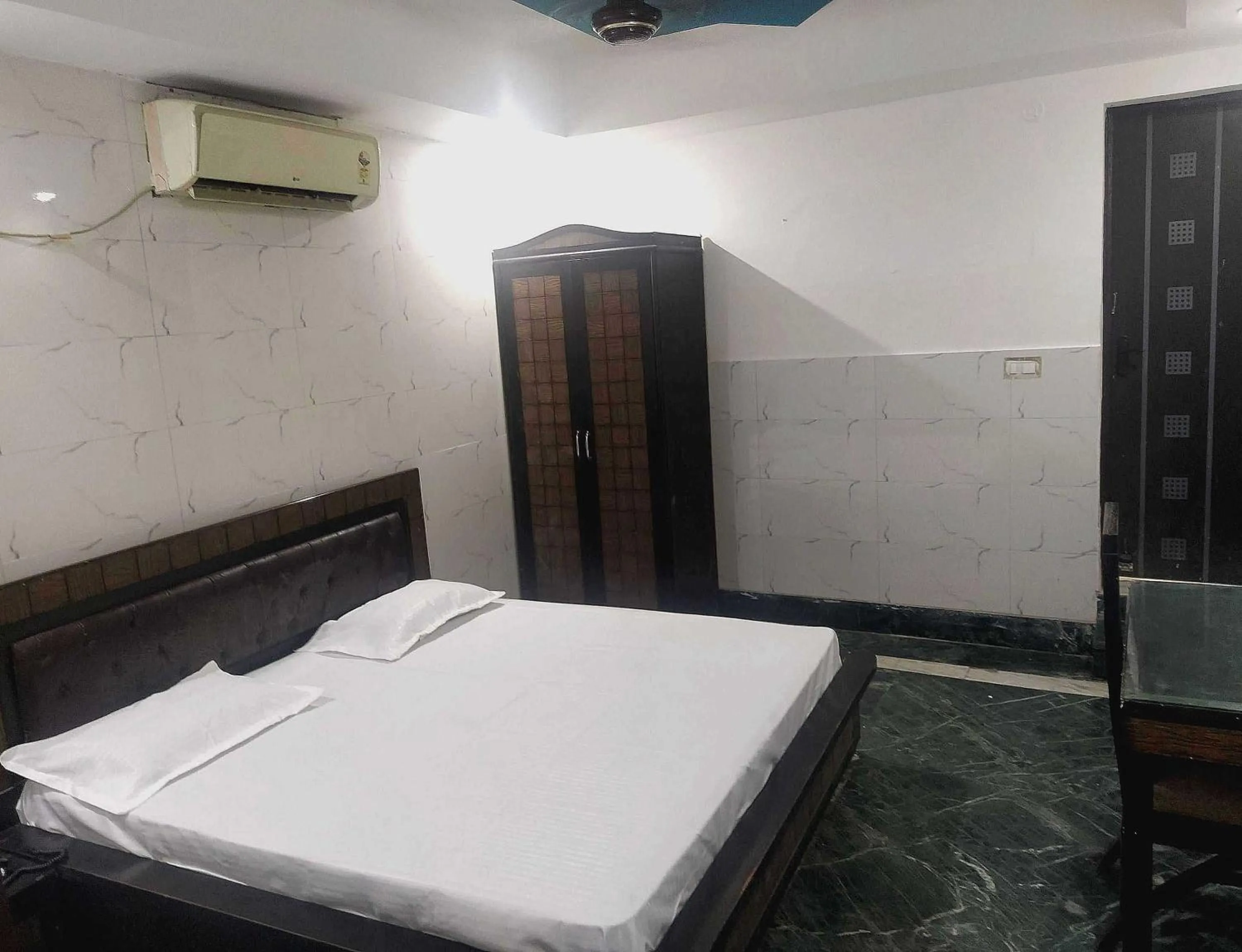 Bedroom, Bed in Hotel O Delite Hotel Near Leisure Valley Park