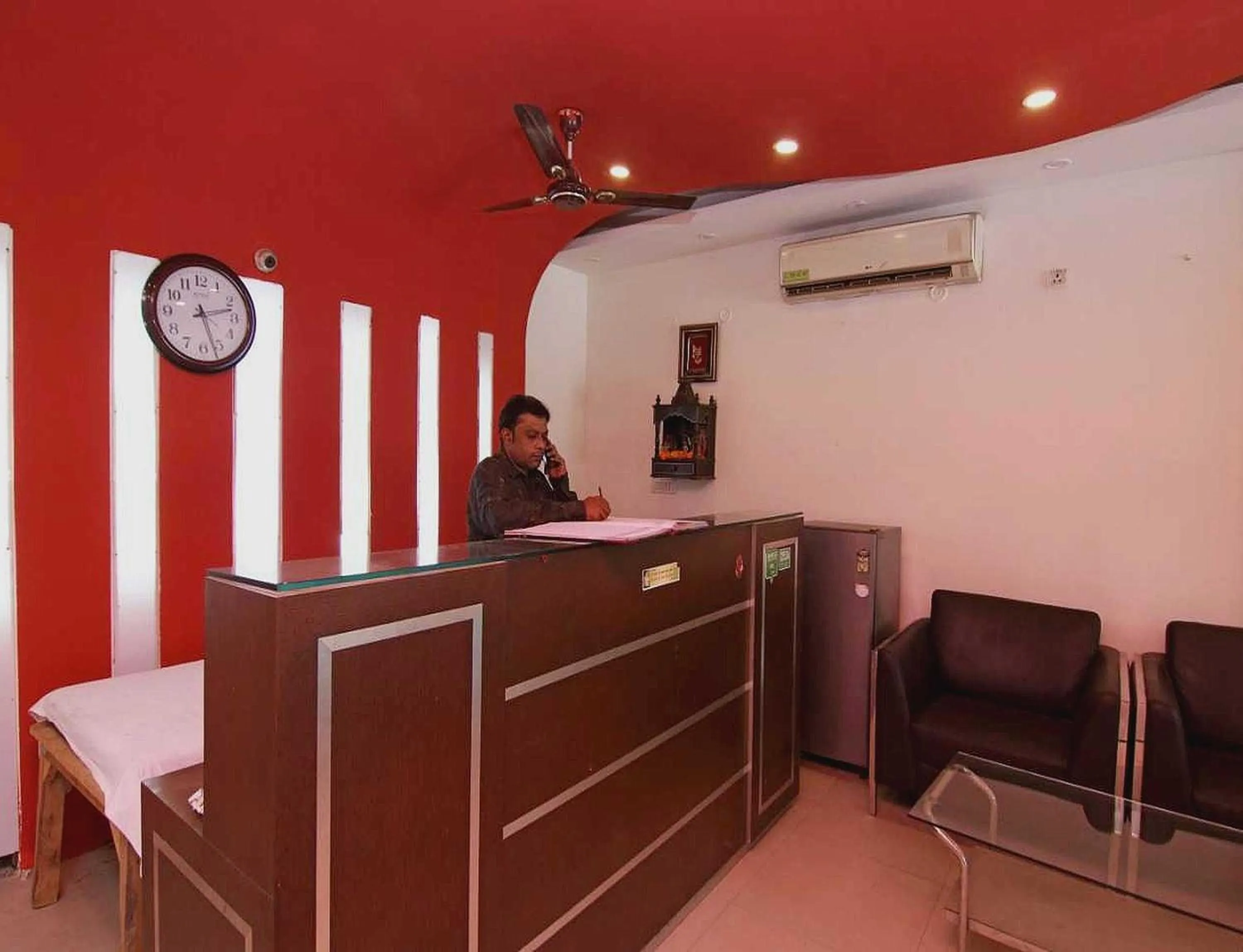 Lobby or reception in Hotel O Delite Hotel Near Leisure Valley Park