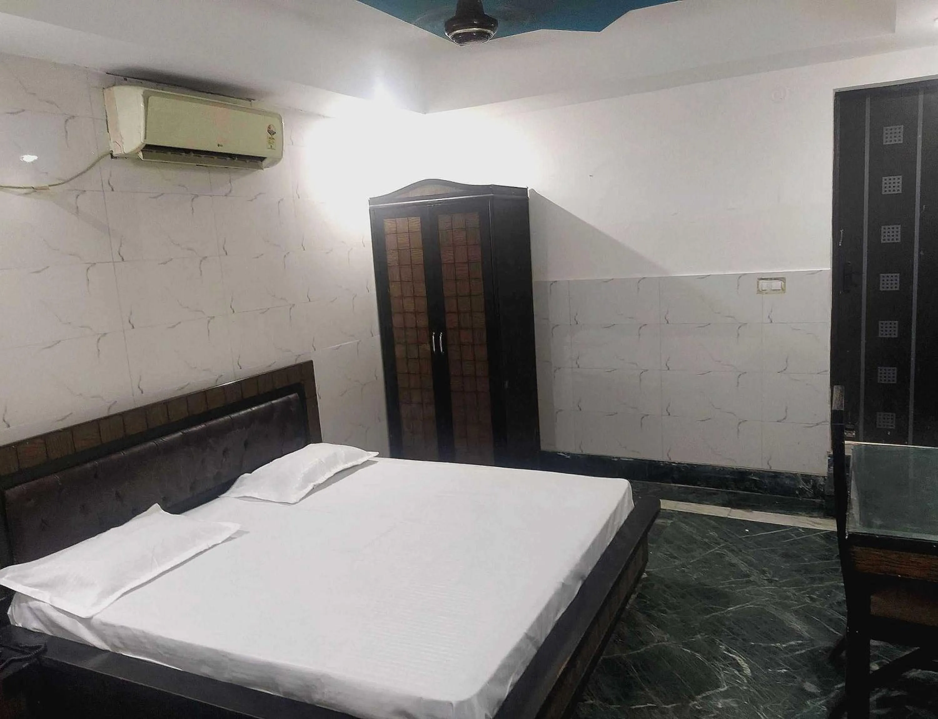 Bedroom, Bed in Hotel O Delite Hotel Near Leisure Valley Park