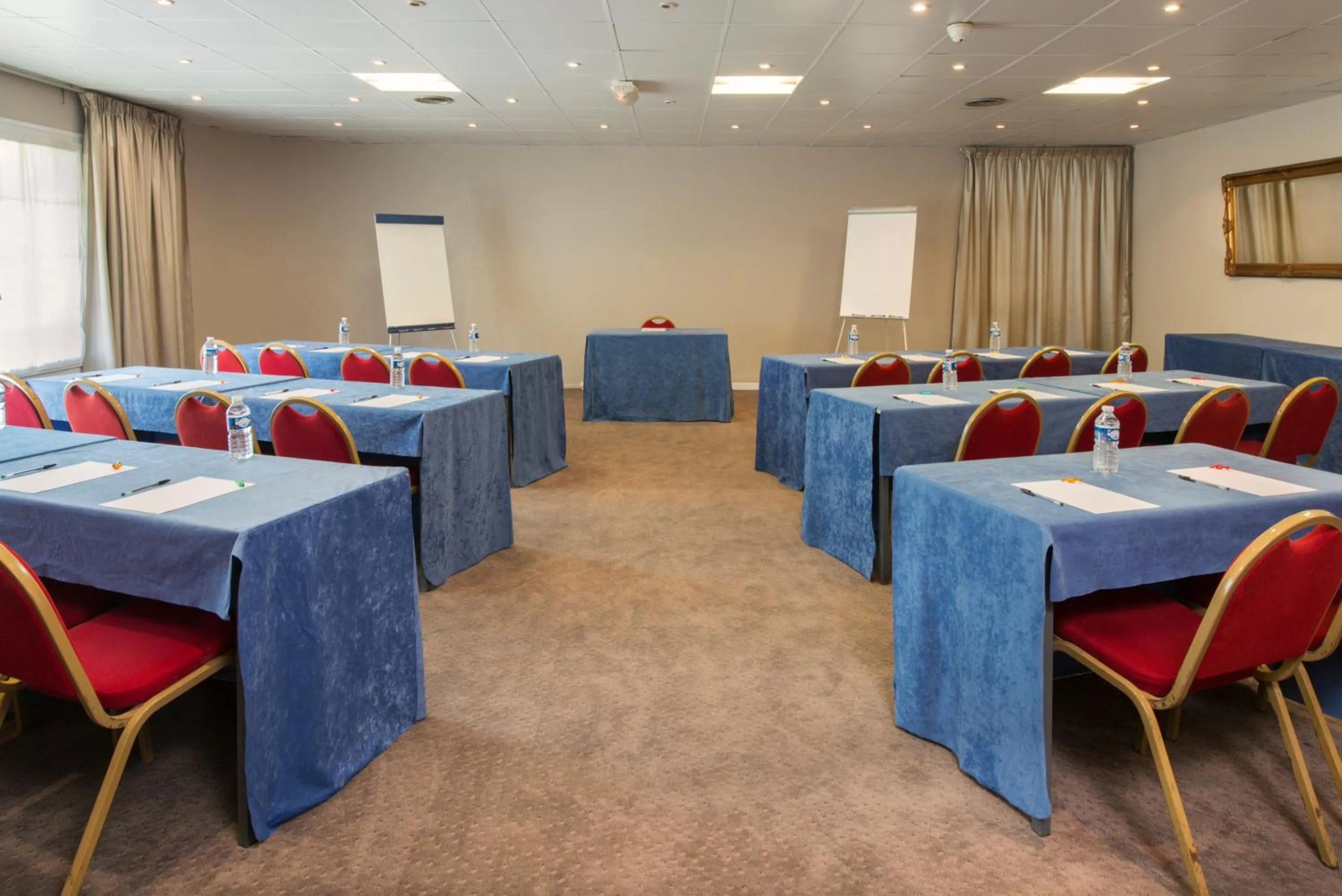 Meeting/conference room in Espace Leonard De Vinci