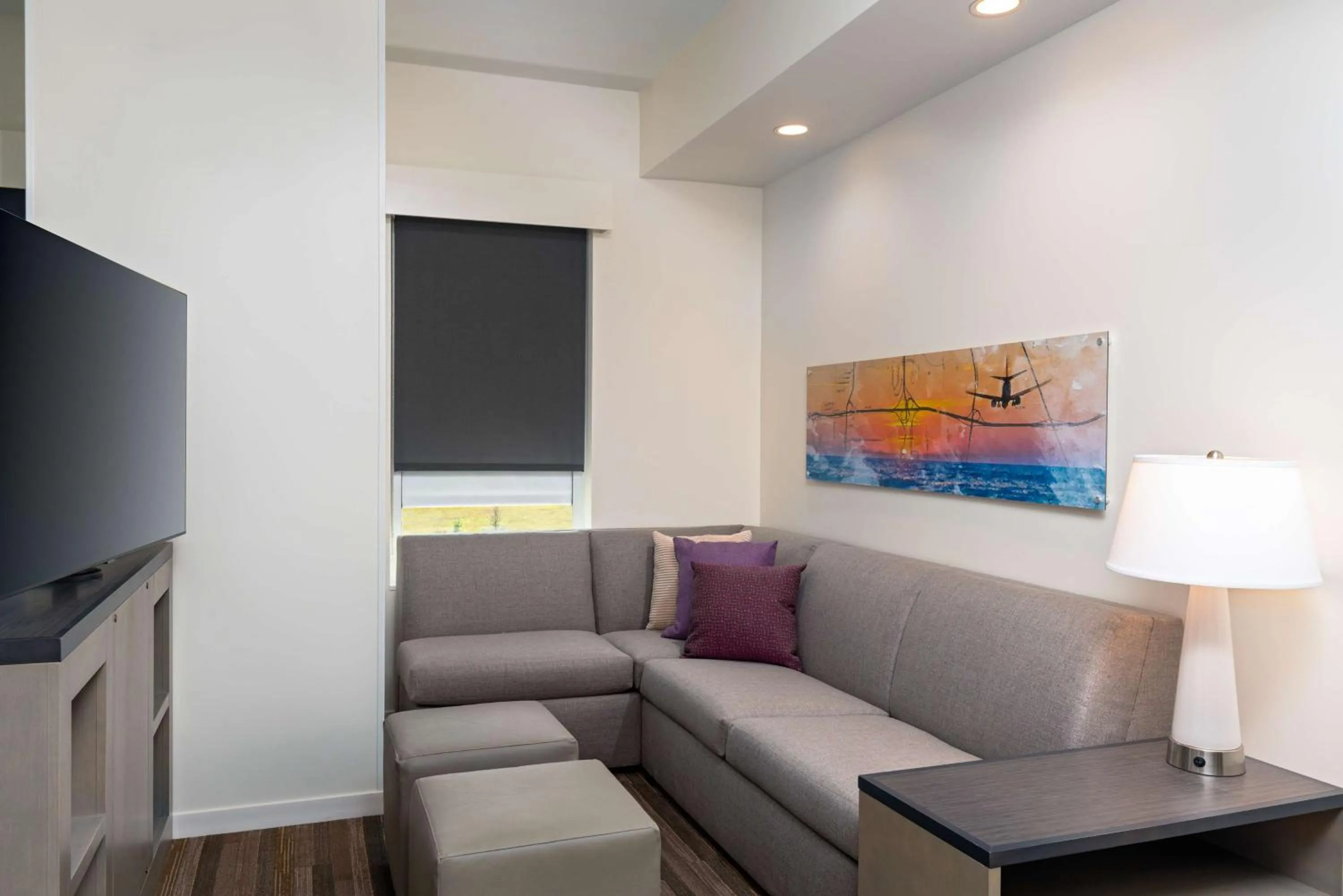 Photo of the whole room in Hyatt House Orlando Airport