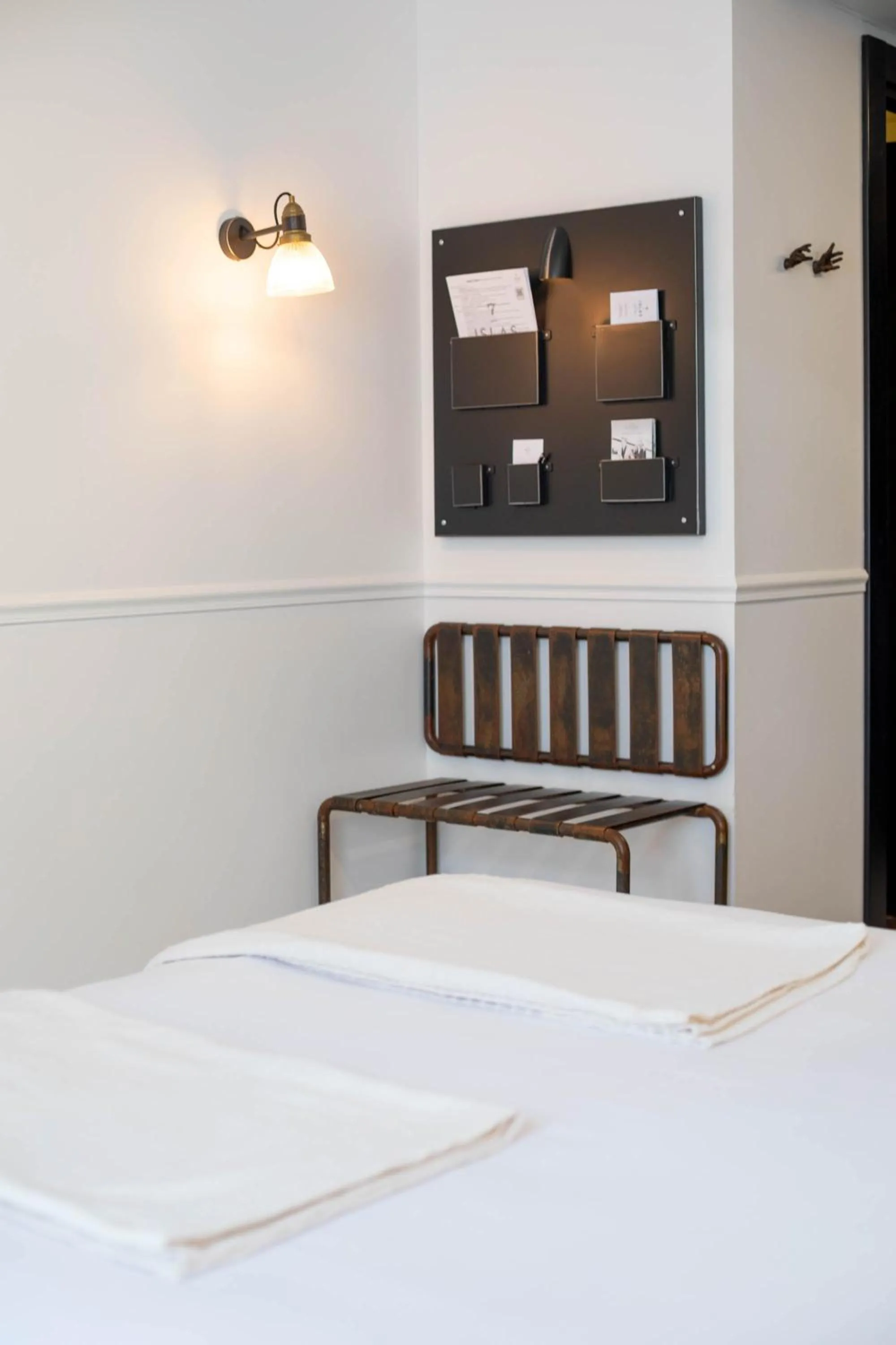 Bed in 7 Islas Hotel