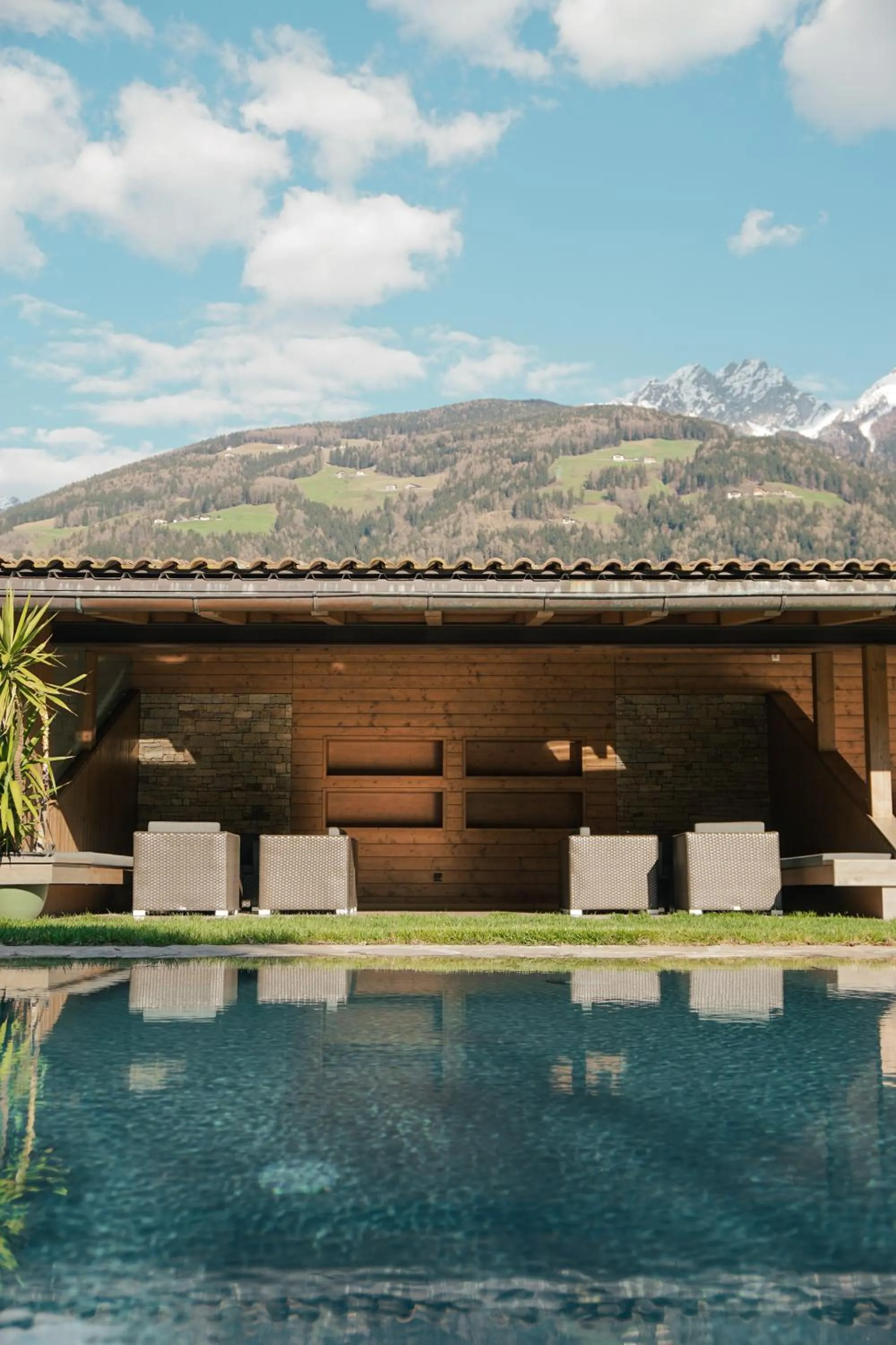 Swimming pool in Oberwirtshof