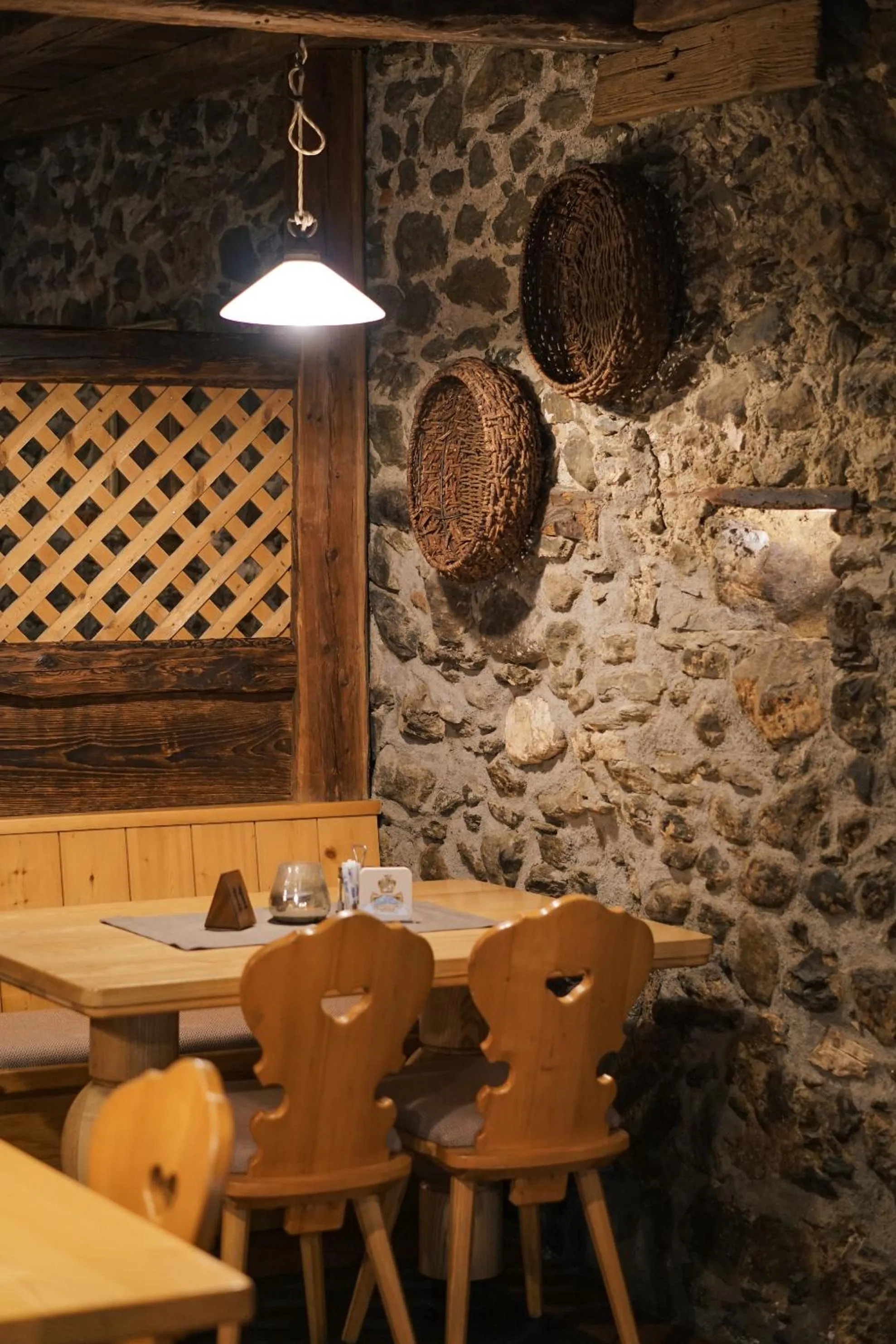 Restaurant/places to eat in Oberwirtshof