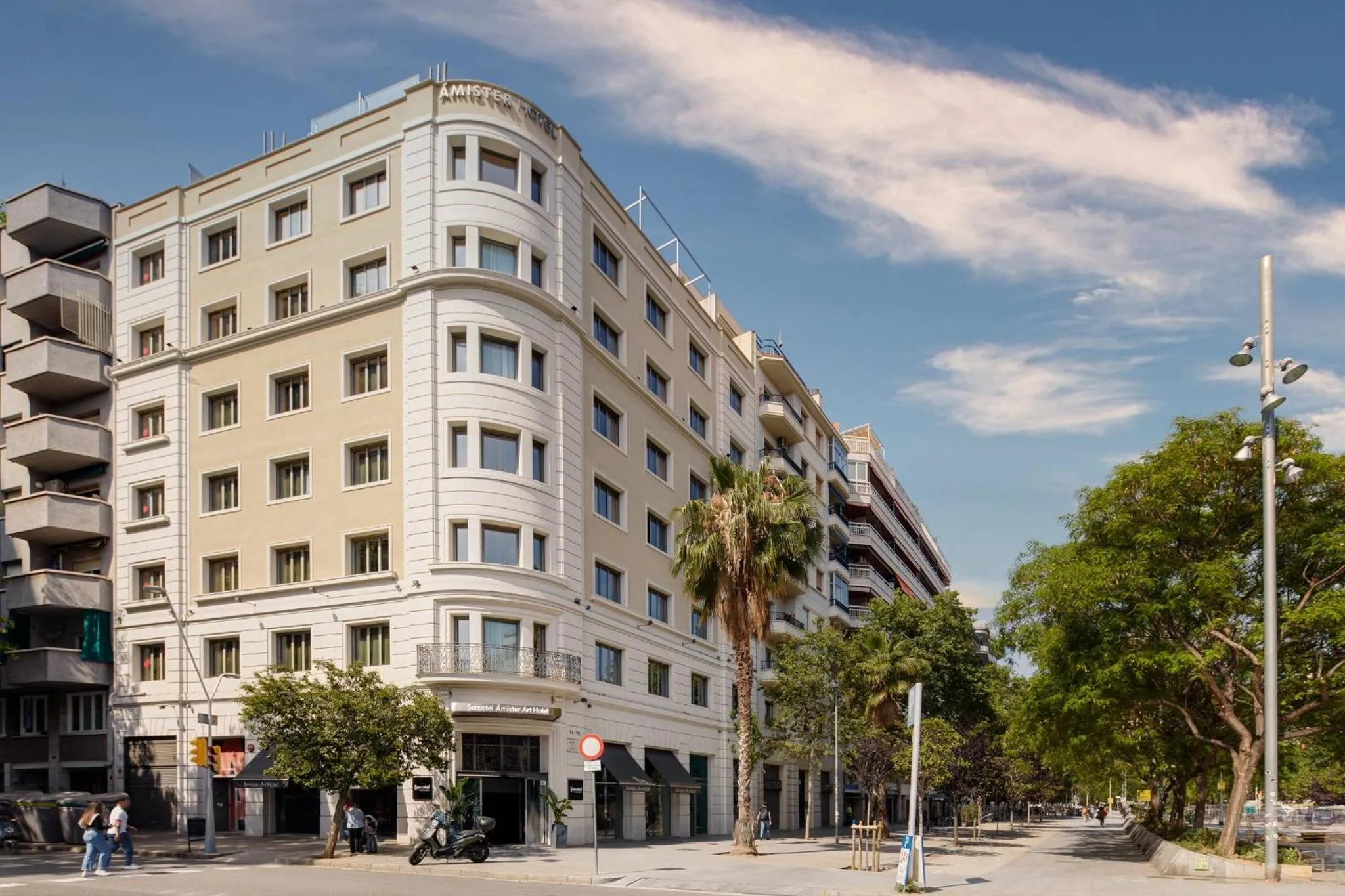 Facade/entrance in Sercotel Amister Art Hotel Barcelona