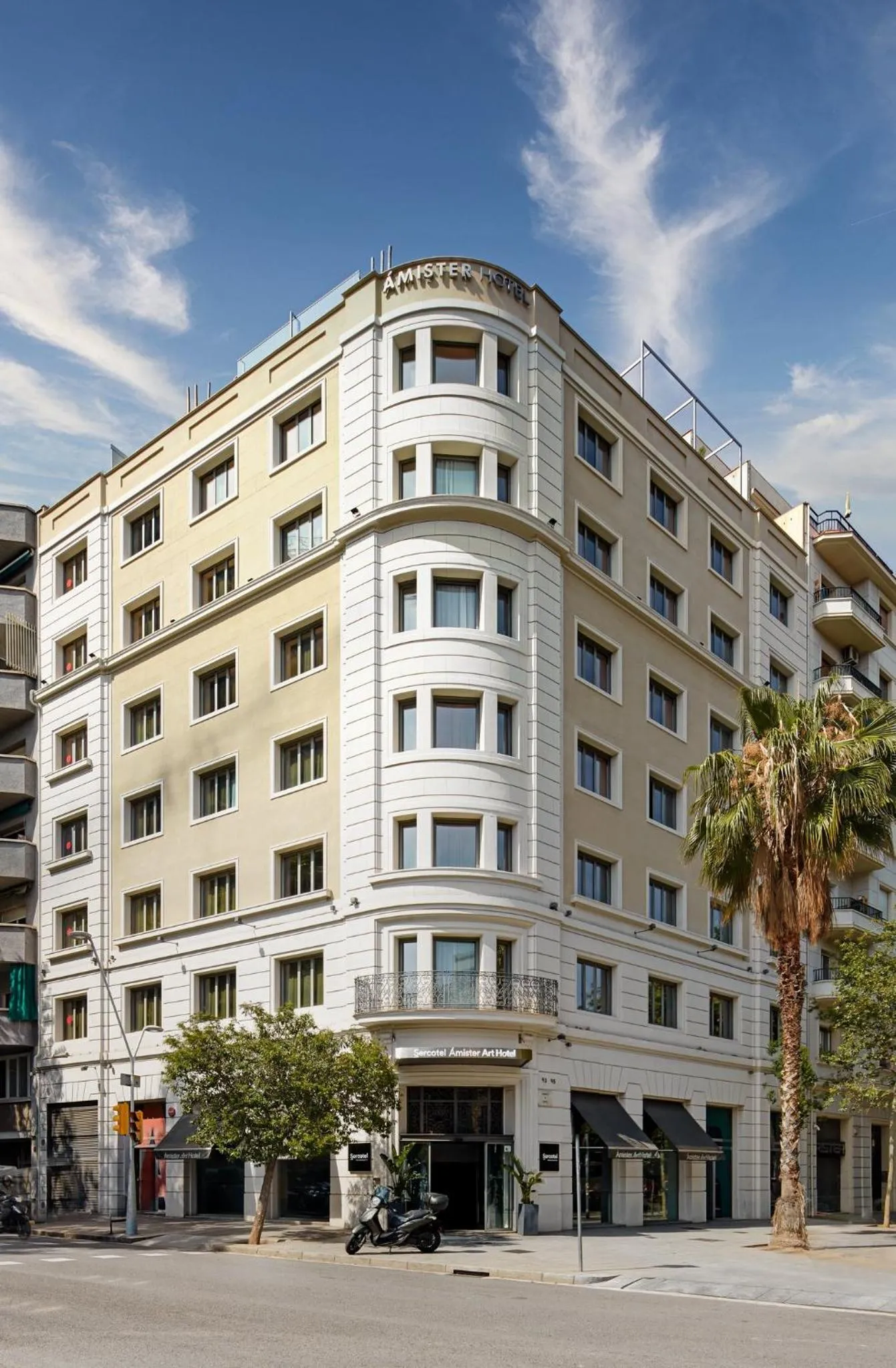 Facade/entrance in Sercotel Amister Art Hotel Barcelona