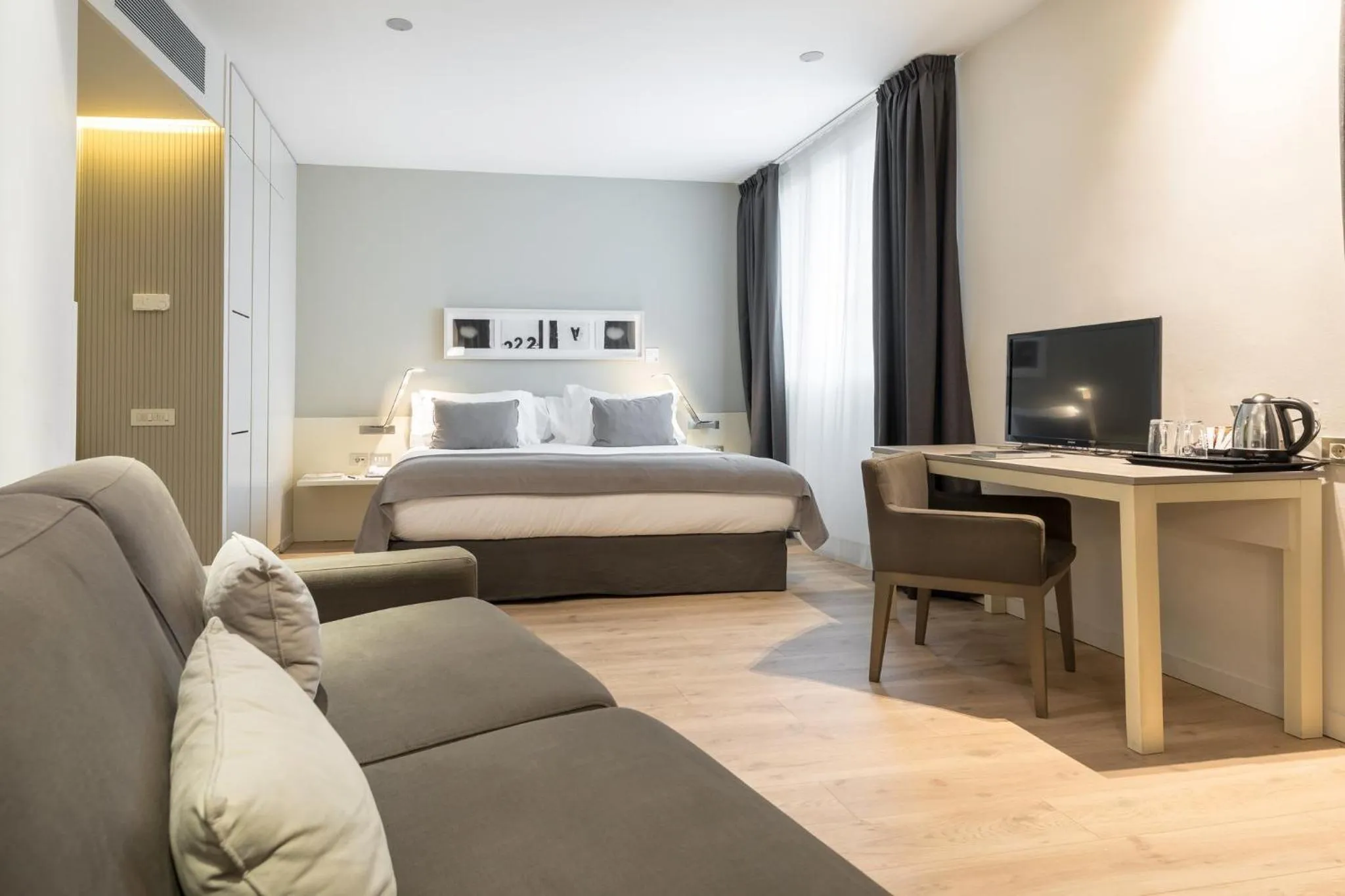 Photo of the whole room, Bed in Sercotel Amister Art Hotel Barcelona