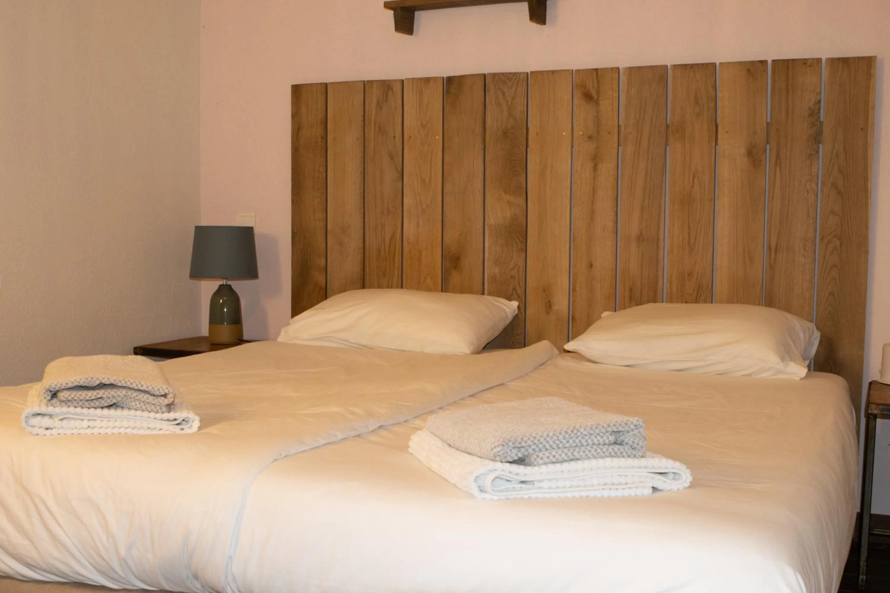 Bed in Domaine de Brise Bois - Chambres & Gîtes