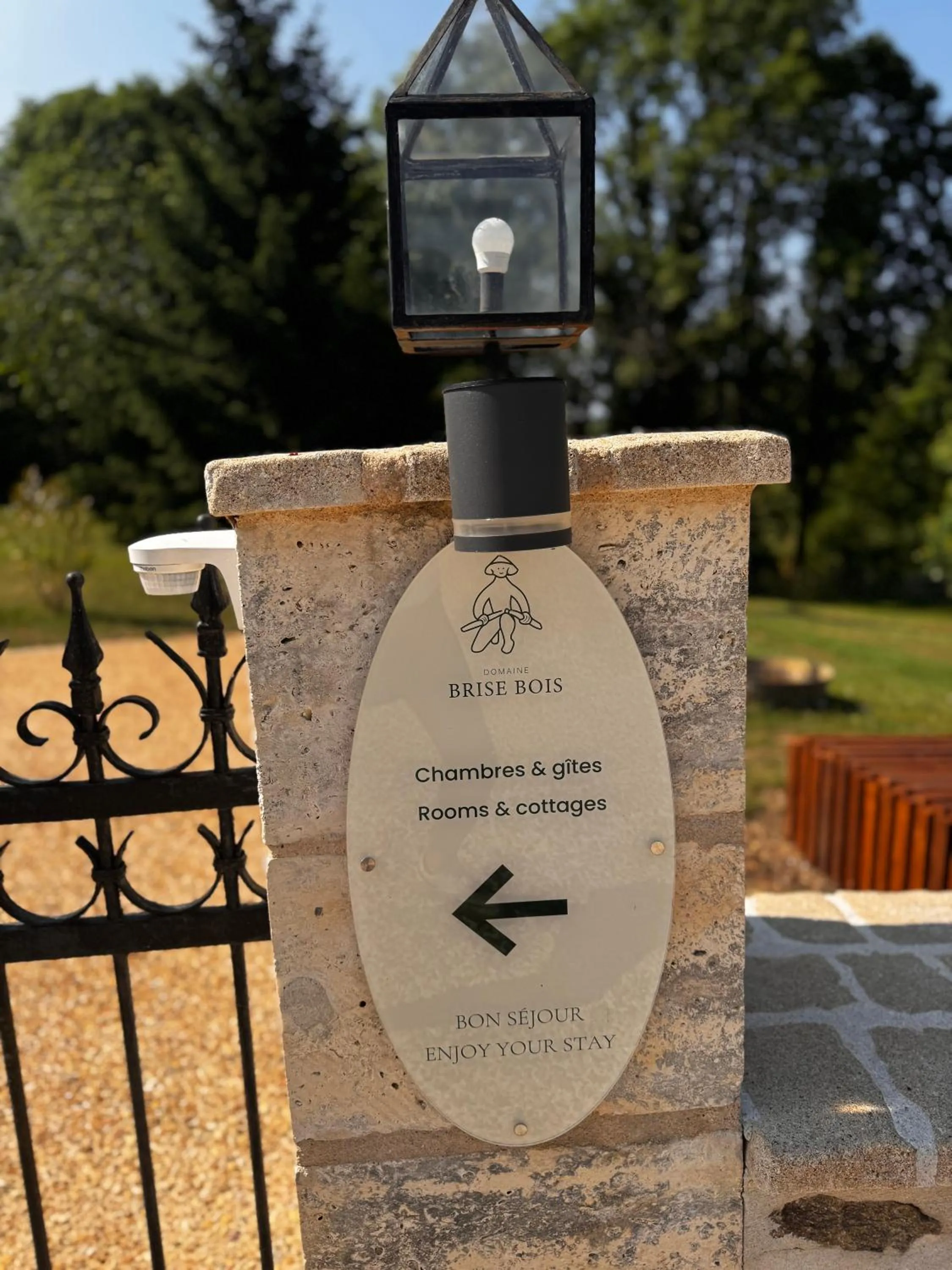 Domaine de Brise Bois - Chambres & Gîtes