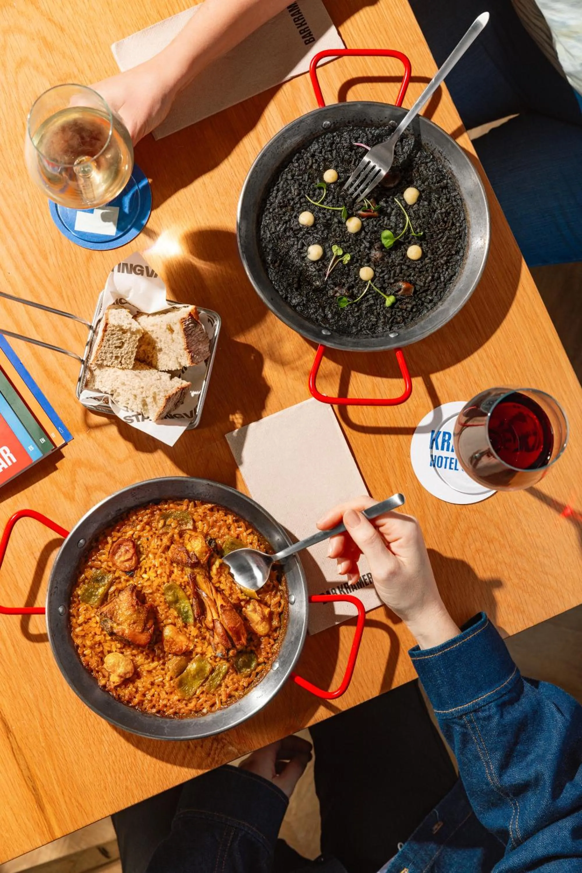 Restaurant/places to eat in Hotel Kramer