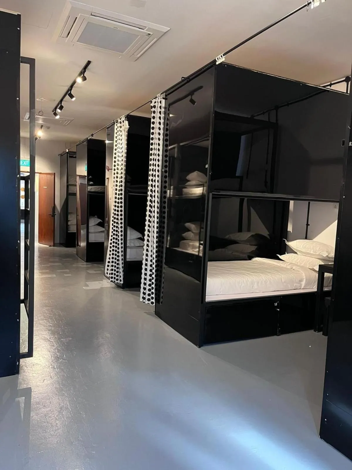 7 Wonders Hostel @ Boat Quay