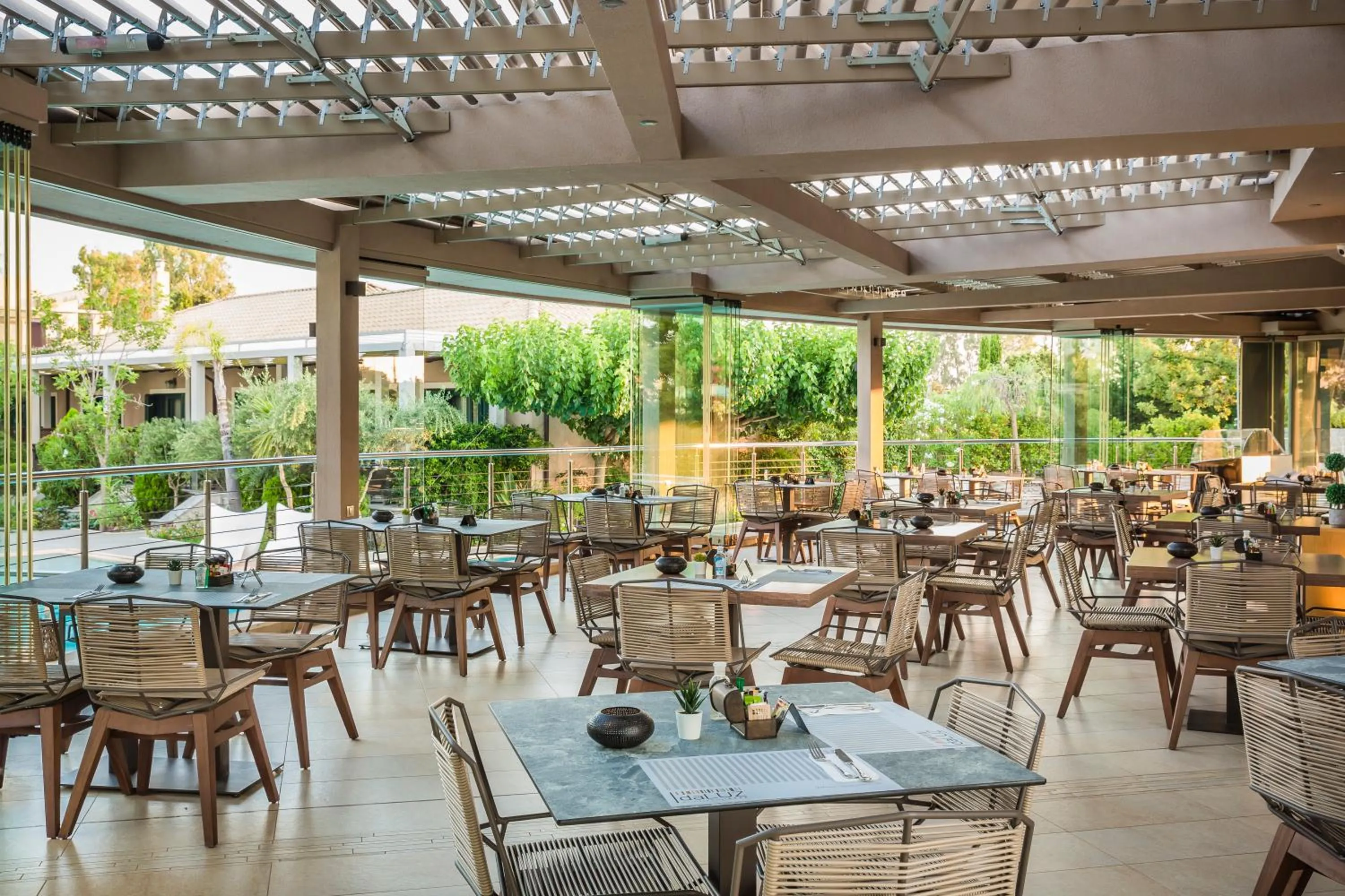 Restaurant/places to eat in Daluz Boutique Hotel