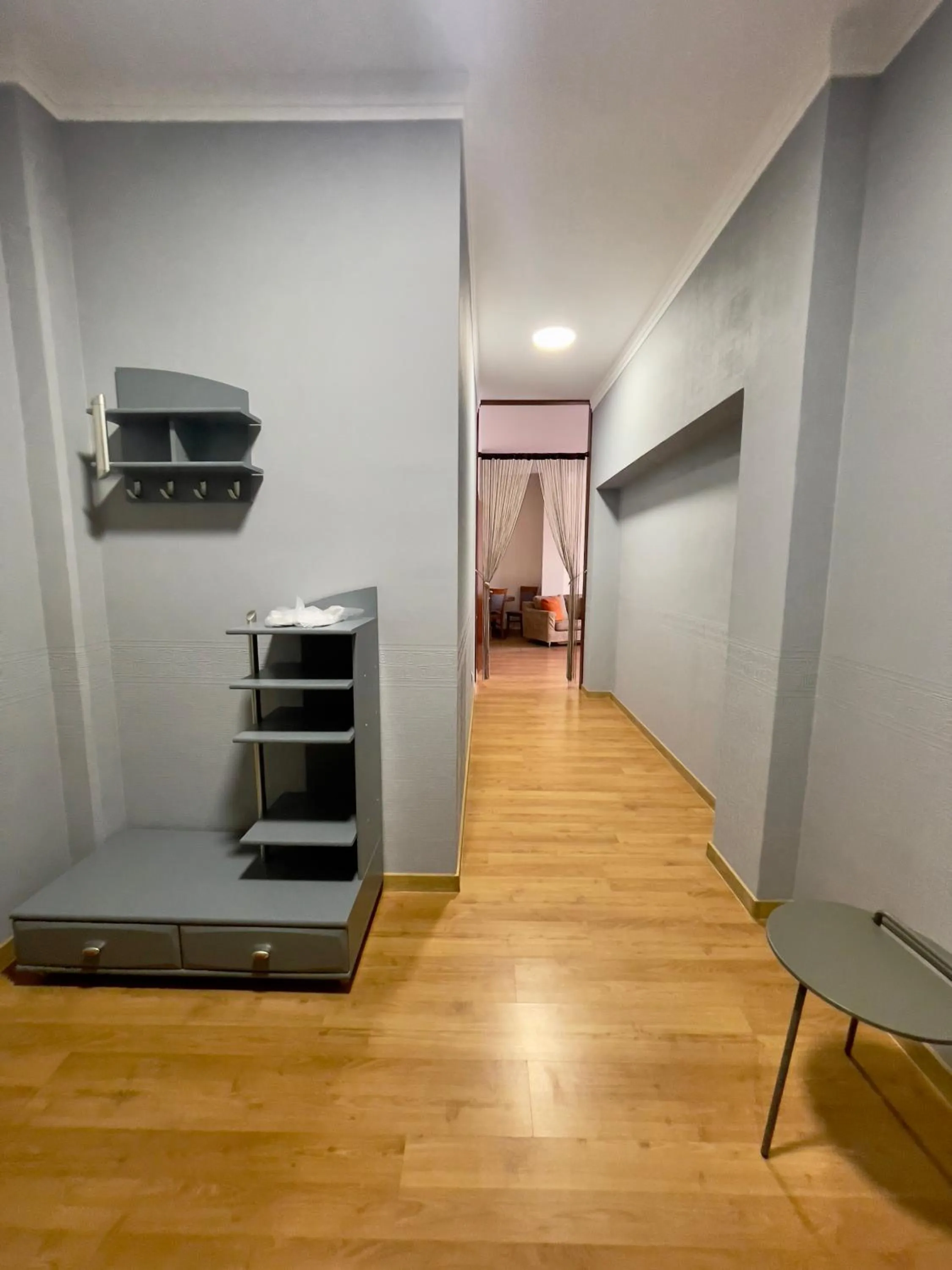 Photo of the whole room in Arcada Apartments