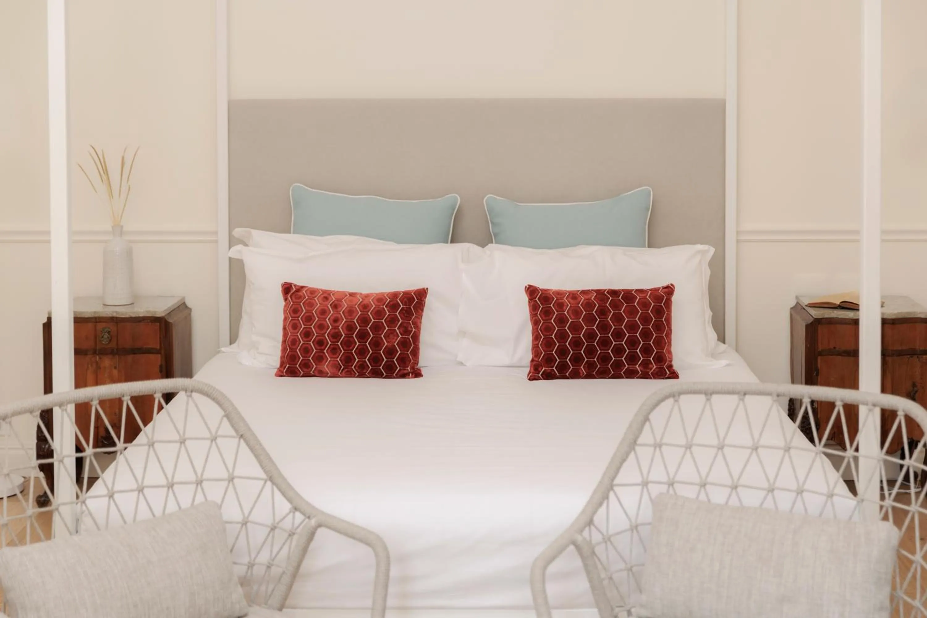 Bedroom, Bed in Costamante Suites & Spa