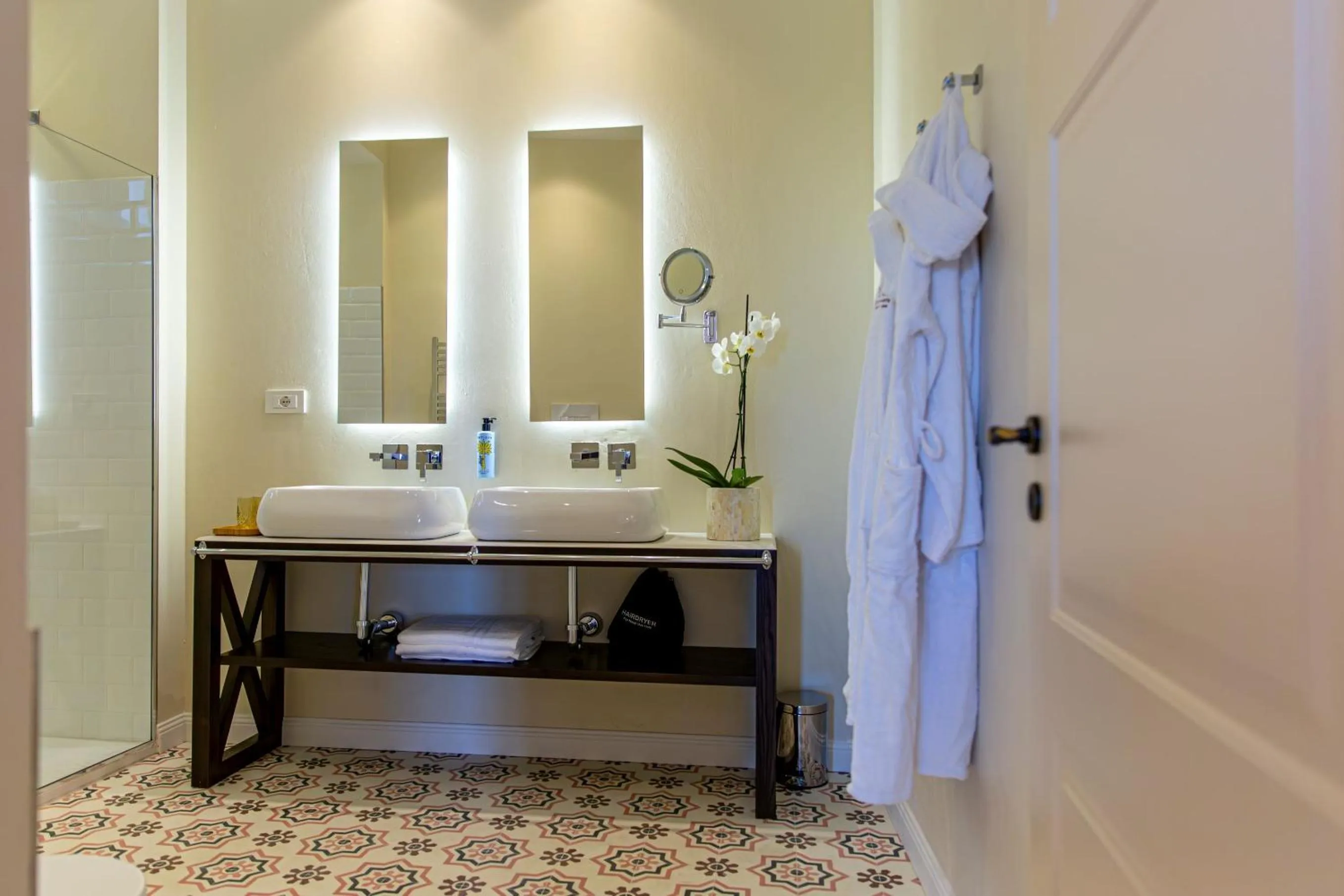 Bathroom in Costamante Suites & Spa