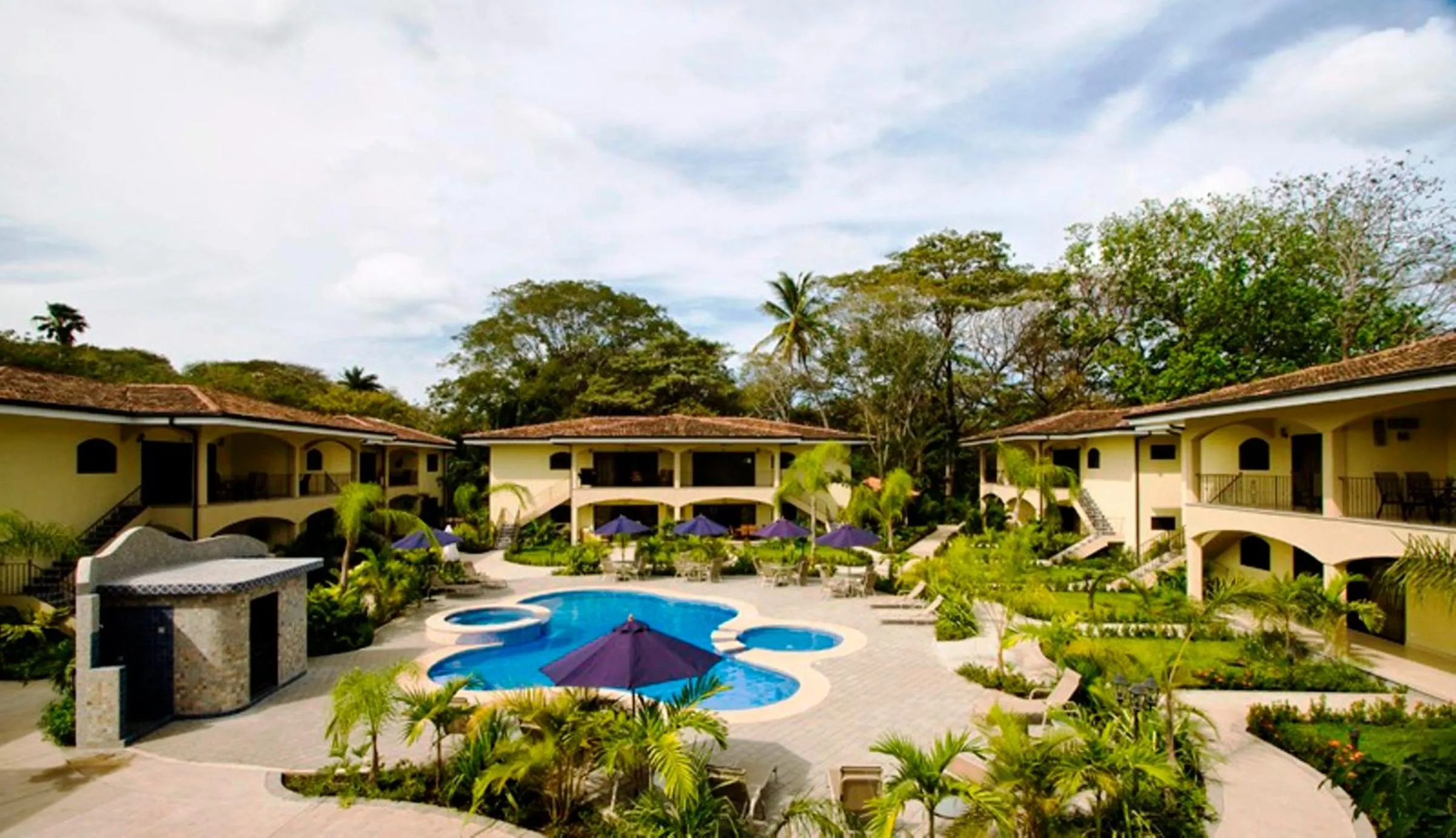 Pool view in Casa del Sol -Villas Catalinas