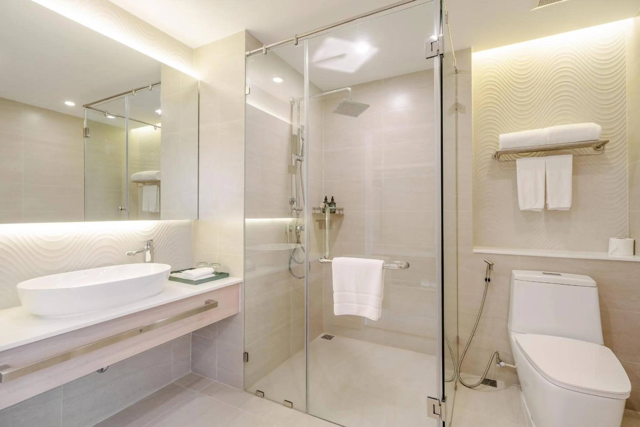 Shower in Phuket Emerald Beach Resort