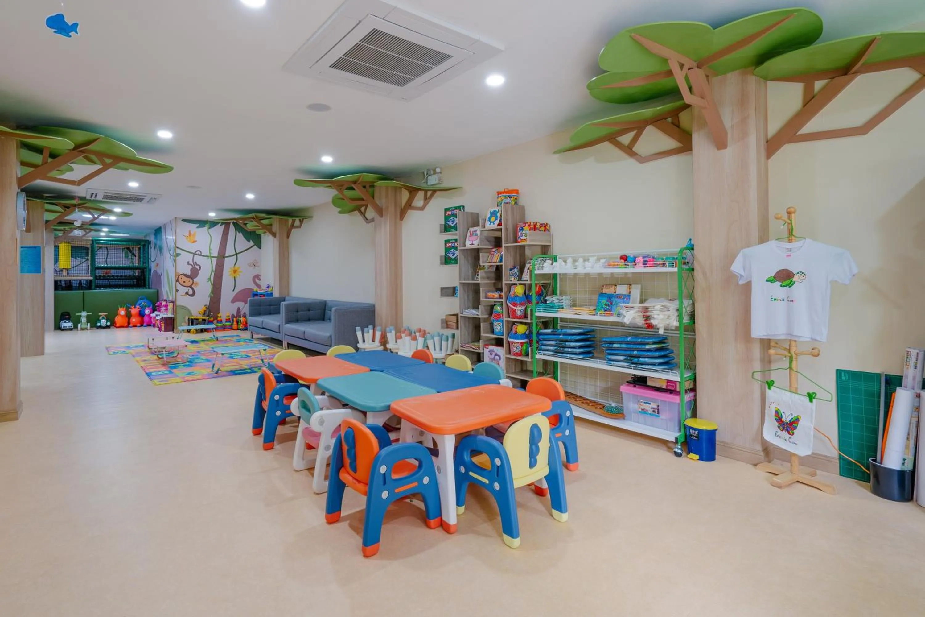 Activities in Phuket Emerald Beach Resort