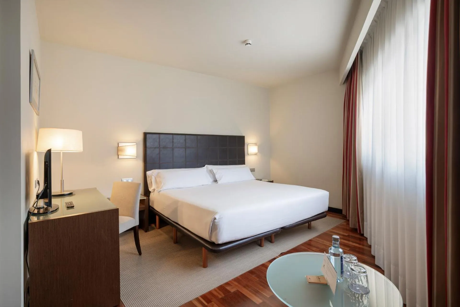 Bedroom, Bed in Attica21 Coruña