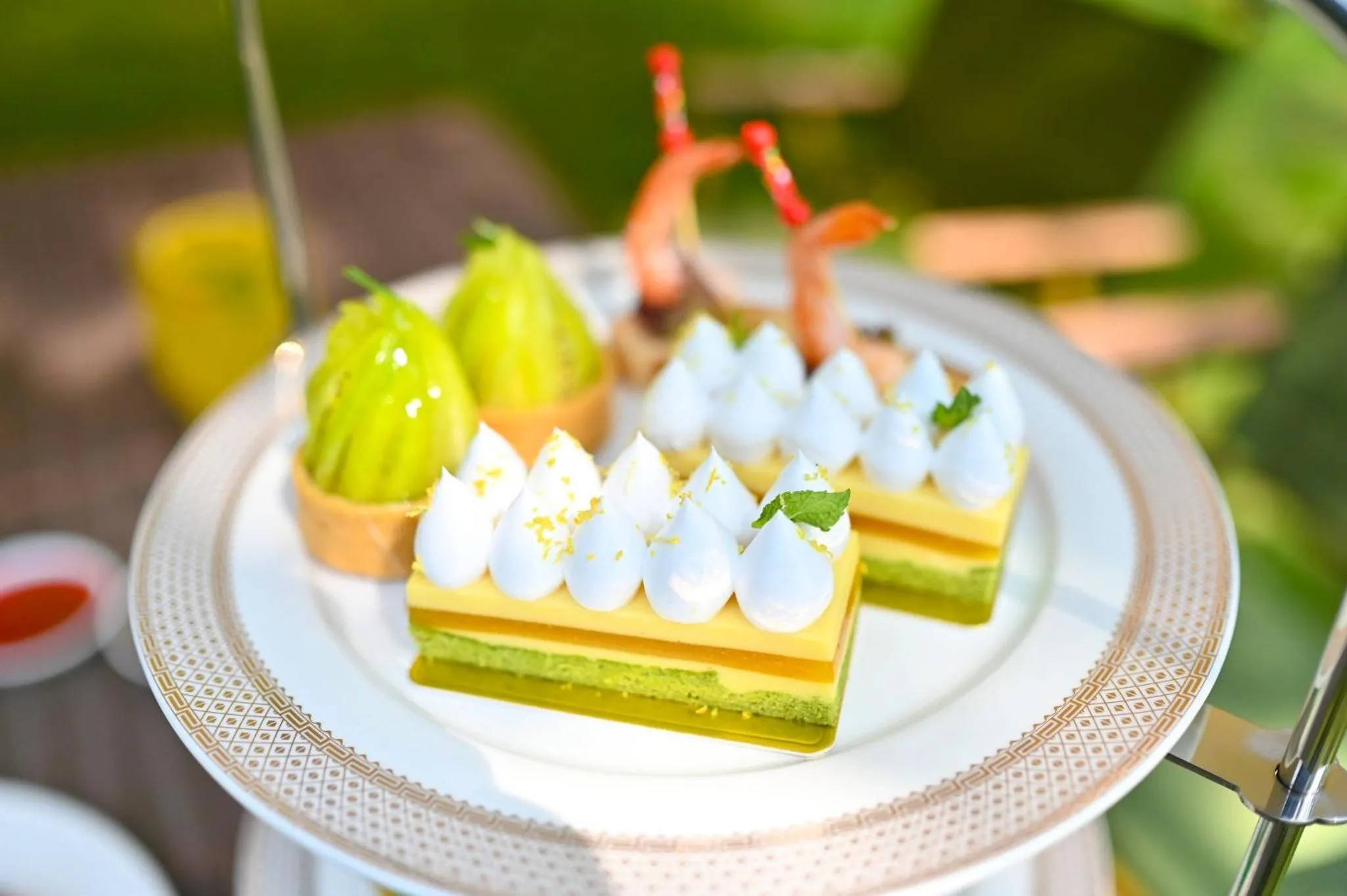 Restaurant/places to eat in Crowne Plaza Chongqing New North Zone by IHG