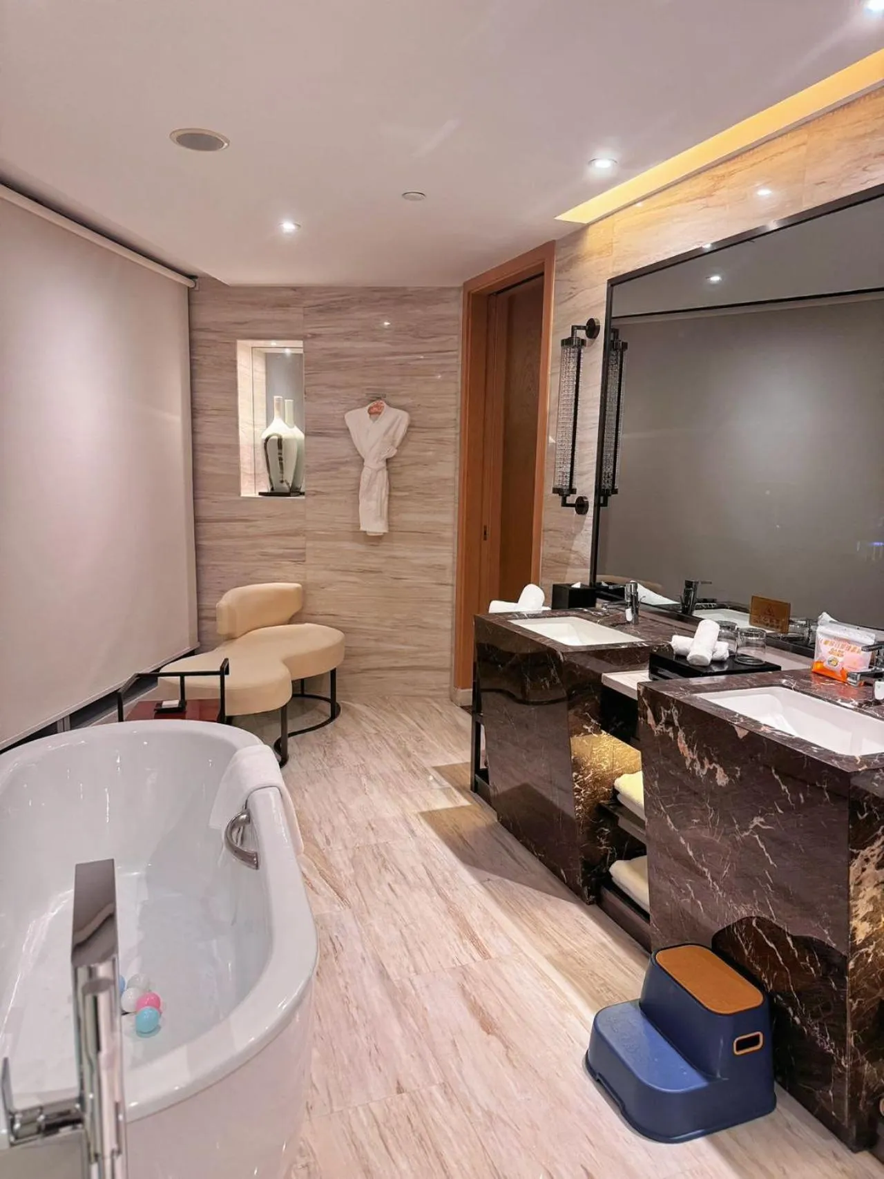 Bathroom in InterContinental Fuzhou
