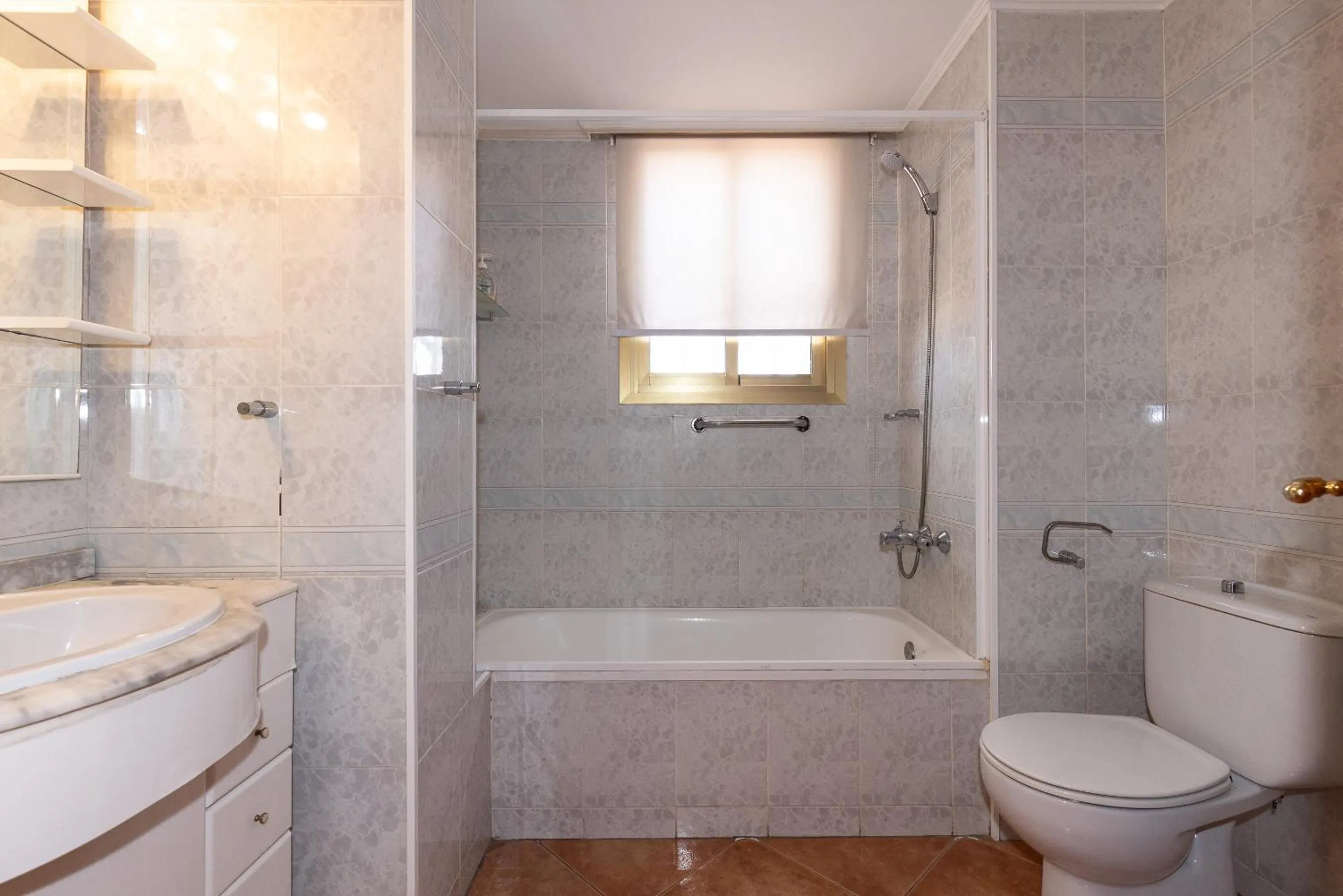 Bathroom in Neia Apartment Planet Costa Dorada