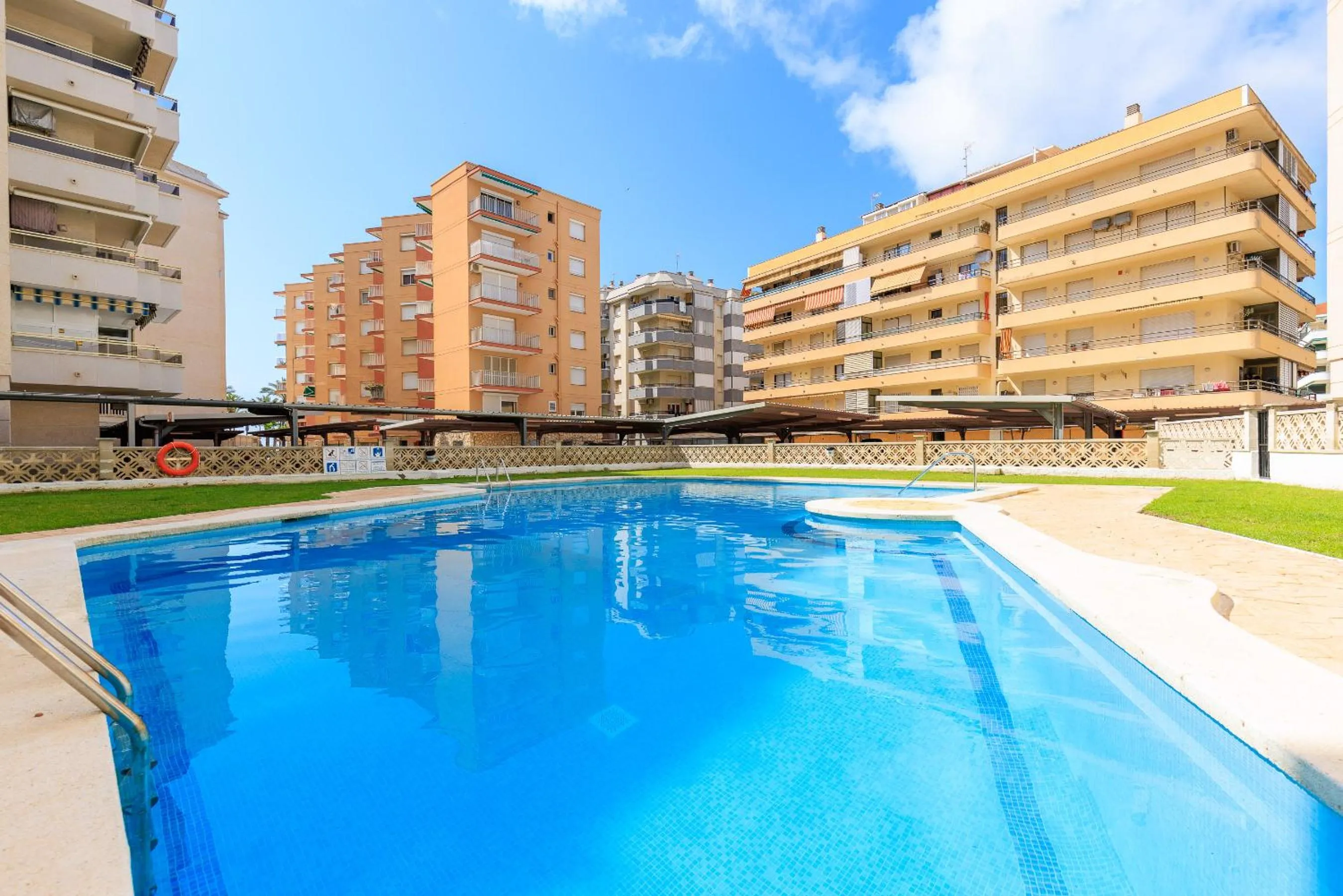 Swimming pool in Neia Apartment Planet Costa Dorada
