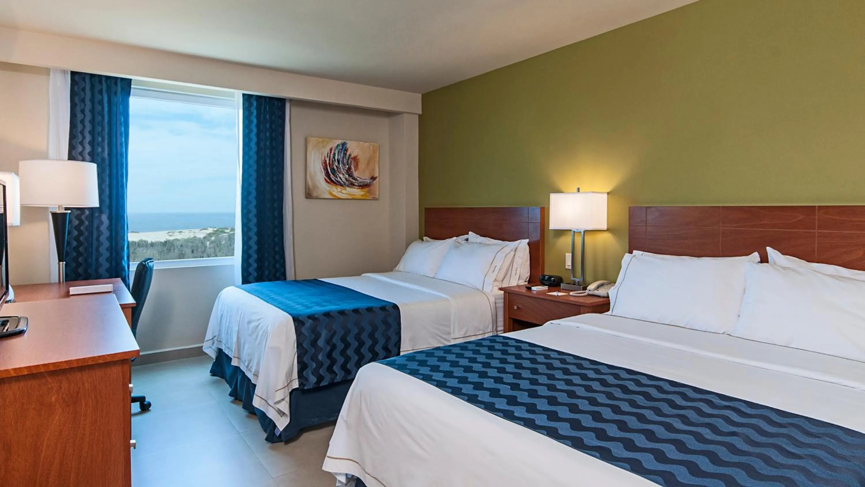 Photo of the whole room, Bed in Holiday Inn Express Cabo San Lucas by IHG